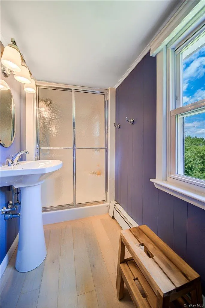 Upstairs full bath Upstairs full bath
