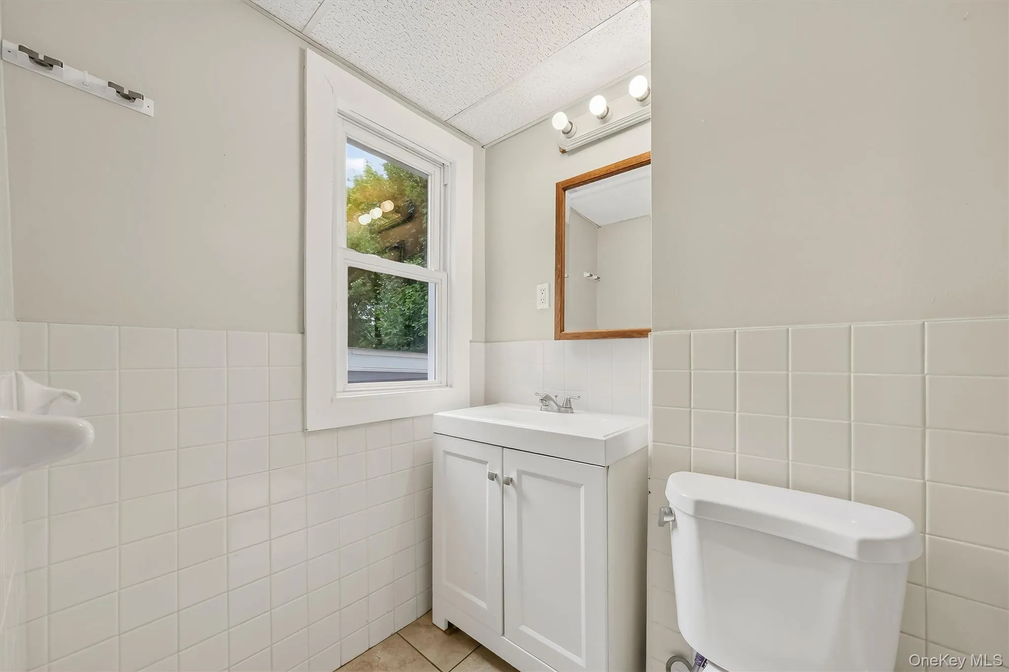 68 Catharine Street, Poughkeepsie, NY, 3 Bedrooms Bedrooms, 6 Rooms Rooms,1 BathroomBathrooms,Residential Lease,For Rent,Catharine,0,1025941 68 Catharine Street, Poughkeepsie, NY, 3 Bedrooms Bedrooms, 6 Rooms Rooms,1 BathroomBathrooms,Residential Lease,For Rent,Catharine,0,1025941