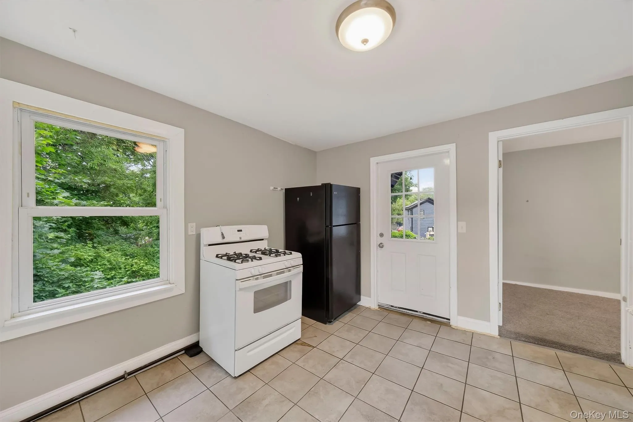 68 Catharine Street, Poughkeepsie, NY, 3 Bedrooms Bedrooms, 6 Rooms Rooms,1 BathroomBathrooms,Residential Lease,For Rent,Catharine,0,1025941 68 Catharine Street, Poughkeepsie, NY, 3 Bedrooms Bedrooms, 6 Rooms Rooms,1 BathroomBathrooms,Residential Lease,For Rent,Catharine,0,1025941