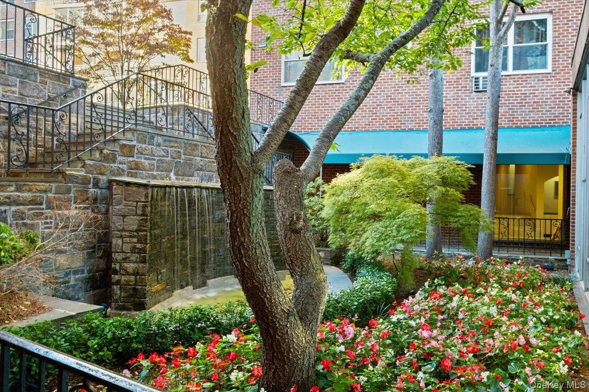 281 Garth Road, Eastchester, NY, 2 Bedrooms Bedrooms, 6 Rooms Rooms,2 BathroomsBathrooms,Residential Lease,For Rent,Garth,0,1025942 281 Garth Road, Eastchester, NY, 2 Bedrooms Bedrooms, 6 Rooms Rooms,2 BathroomsBathrooms,Residential Lease,For Rent,Garth,0,1025942