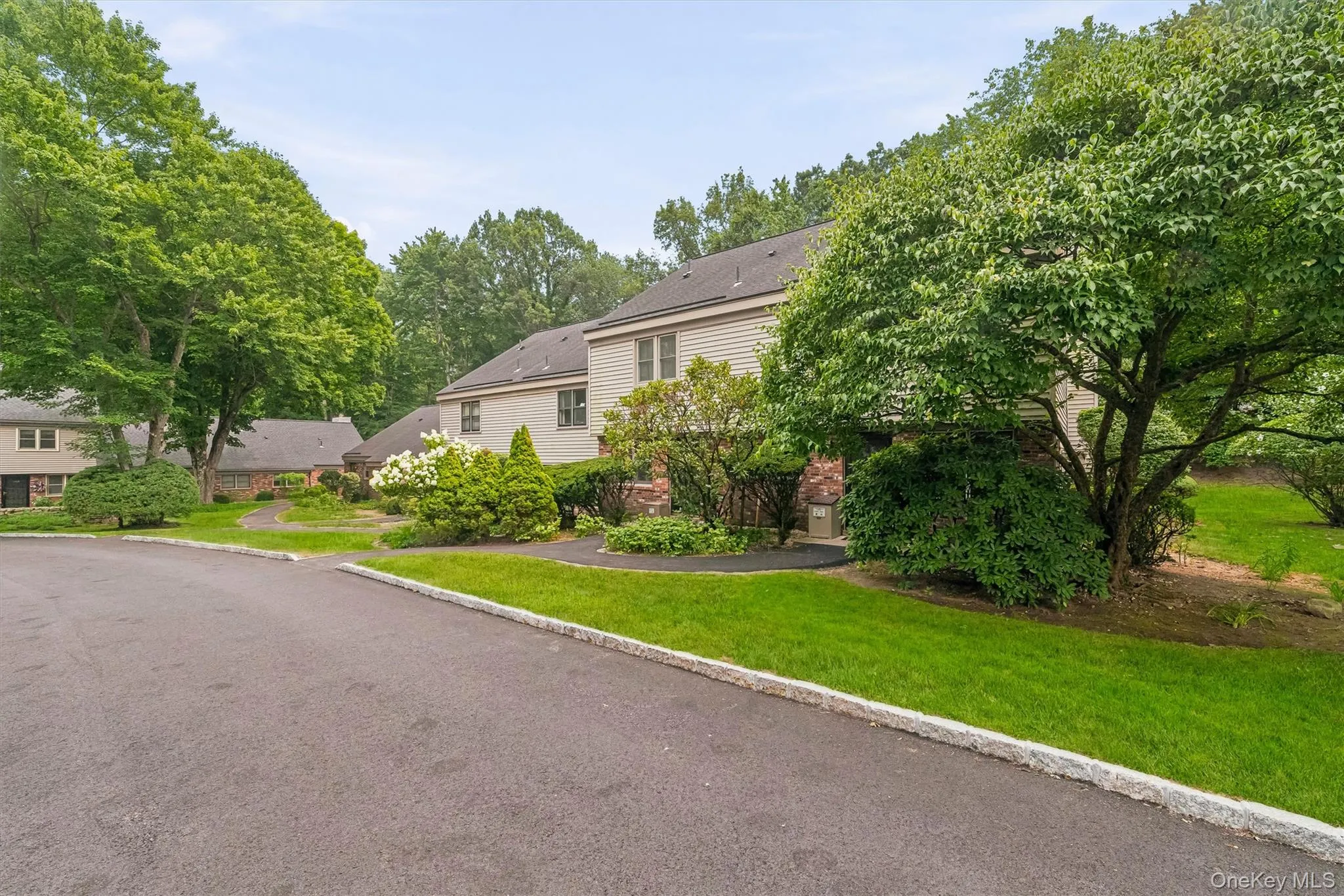 181 Heritage Hills, Somers, NY, 2 Bedrooms Bedrooms, 5 Rooms Rooms,1 BathroomBathrooms,Residential,For Rent,Heritage,0,1025943 181 Heritage Hills, Somers, NY, 2 Bedrooms Bedrooms, 5 Rooms Rooms,1 BathroomBathrooms,Residential,For Rent,Heritage,0,1025943