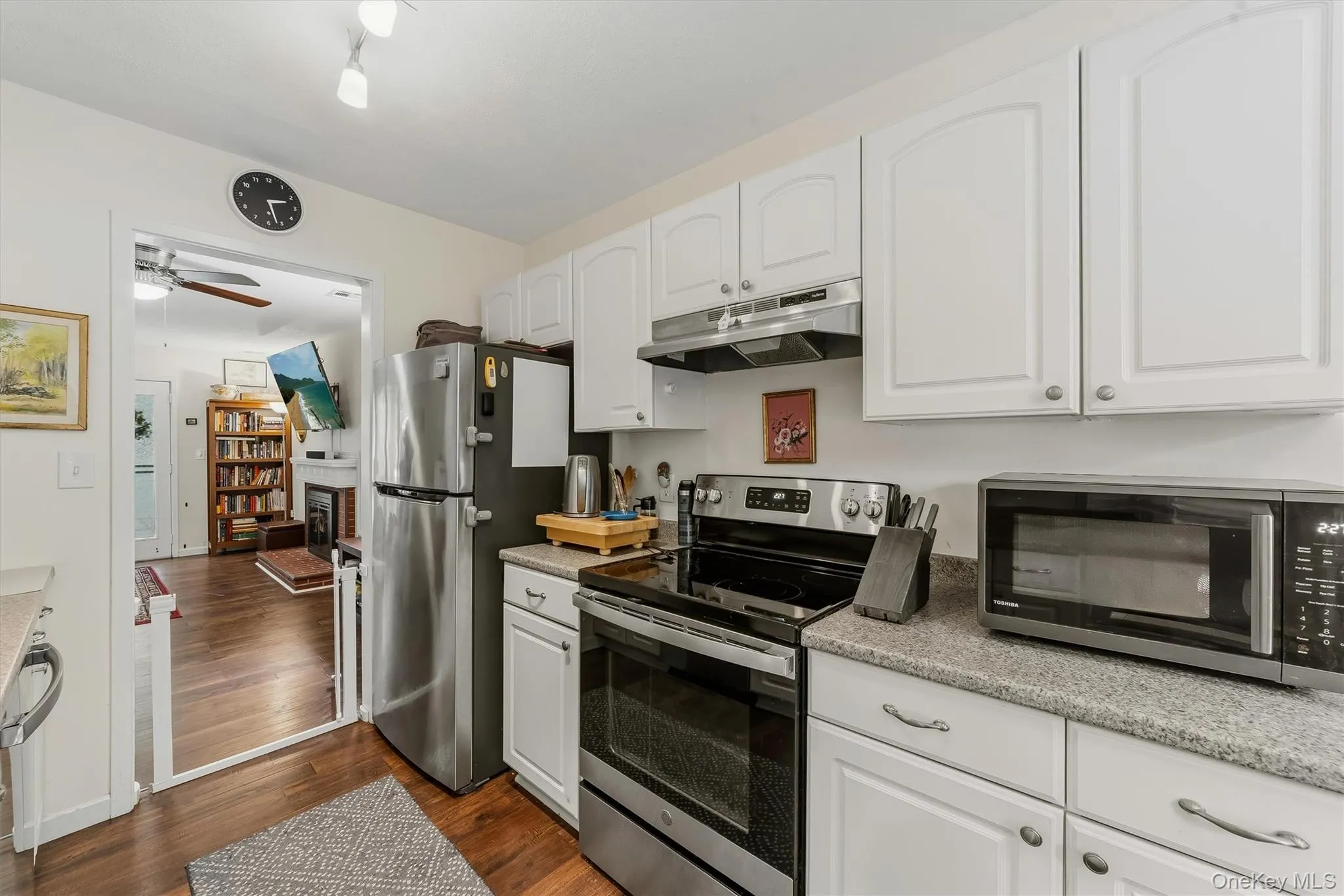 181 Heritage Hills, Somers, NY, 2 Bedrooms Bedrooms, 5 Rooms Rooms,1 BathroomBathrooms,Residential,For Rent,Heritage,0,1025943 181 Heritage Hills, Somers, NY, 2 Bedrooms Bedrooms, 5 Rooms Rooms,1 BathroomBathrooms,Residential,For Rent,Heritage,0,1025943