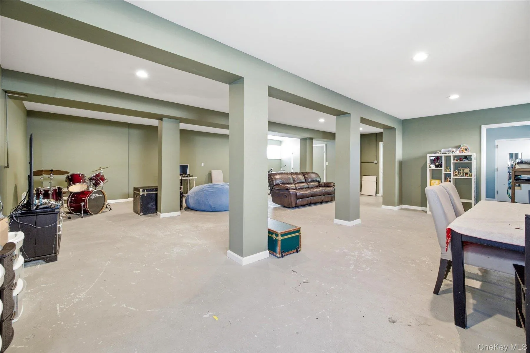 67 Radcliffe Road, Hempstead, NY, 4 Bedrooms Bedrooms, 8 Rooms Rooms,2 BathroomsBathrooms,Residential,For Rent,Radcliffe,0,1025949 67 Radcliffe Road, Hempstead, NY, 4 Bedrooms Bedrooms, 8 Rooms Rooms,2 BathroomsBathrooms,Residential,For Rent,Radcliffe,0,1025949