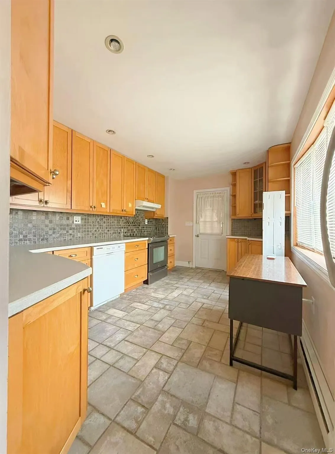 30 Book Lane, Hempstead, NY, 4 Bedrooms Bedrooms, 8 Rooms Rooms,1 BathroomBathrooms,Residential,For Rent,Book,0,1025954 30 Book Lane, Hempstead, NY, 4 Bedrooms Bedrooms, 8 Rooms Rooms,1 BathroomBathrooms,Residential,For Rent,Book,0,1025954