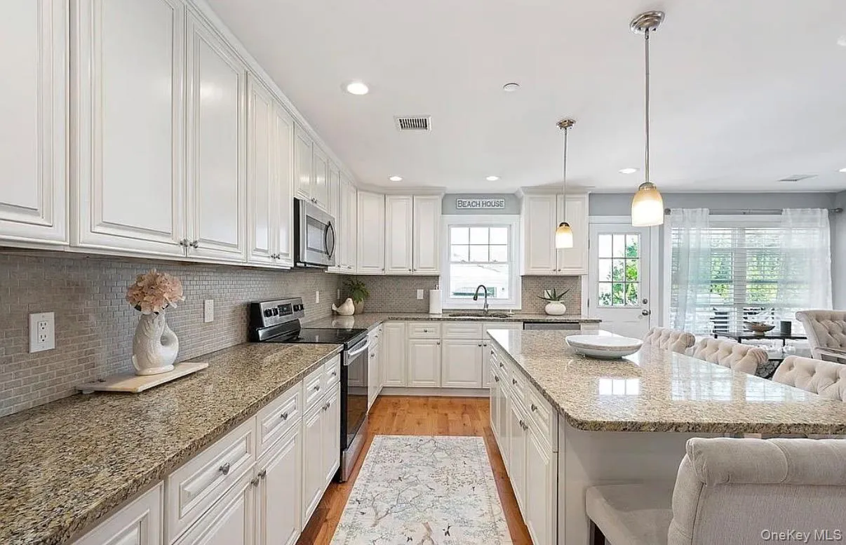28 Sagamore Road, Hempstead, NY, 3 Bedrooms Bedrooms, 6 Rooms Rooms,2 BathroomsBathrooms,Residential,For Rent,Sagamore,0,1025955 28 Sagamore Road, Hempstead, NY, 3 Bedrooms Bedrooms, 6 Rooms Rooms,2 BathroomsBathrooms,Residential,For Rent,Sagamore,0,1025955