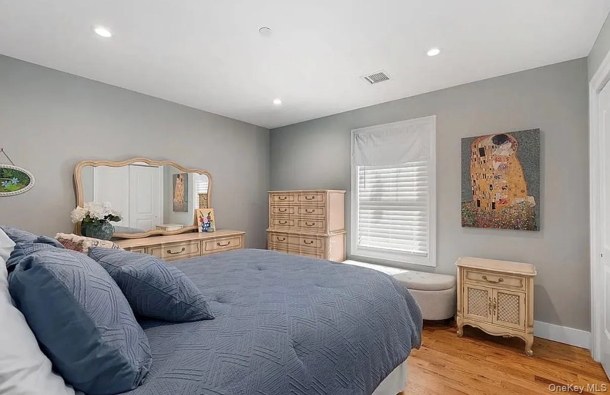 28 Sagamore Road, Hempstead, NY, 3 Bedrooms Bedrooms, 6 Rooms Rooms,2 BathroomsBathrooms,Residential,For Rent,Sagamore,0,1025955 28 Sagamore Road, Hempstead, NY, 3 Bedrooms Bedrooms, 6 Rooms Rooms,2 BathroomsBathrooms,Residential,For Rent,Sagamore,0,1025955