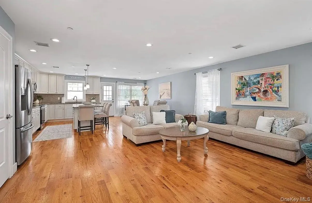 28 Sagamore Road, Hempstead, NY, 3 Bedrooms Bedrooms, 6 Rooms Rooms,2 BathroomsBathrooms,Residential,For Rent,Sagamore,0,1025955 28 Sagamore Road, Hempstead, NY, 3 Bedrooms Bedrooms, 6 Rooms Rooms,2 BathroomsBathrooms,Residential,For Rent,Sagamore,0,1025955