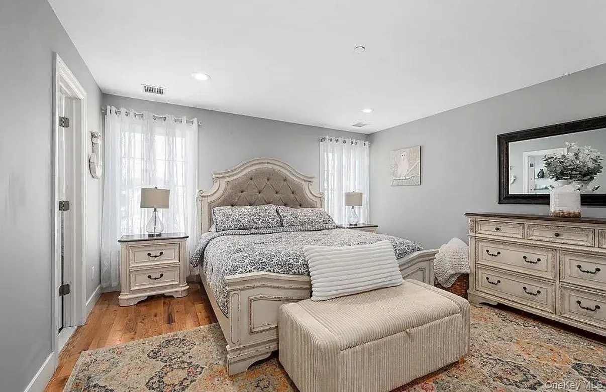 28 Sagamore Road, Hempstead, NY, 3 Bedrooms Bedrooms, 6 Rooms Rooms,2 BathroomsBathrooms,Residential,For Rent,Sagamore,0,1025955 28 Sagamore Road, Hempstead, NY, 3 Bedrooms Bedrooms, 6 Rooms Rooms,2 BathroomsBathrooms,Residential,For Rent,Sagamore,0,1025955