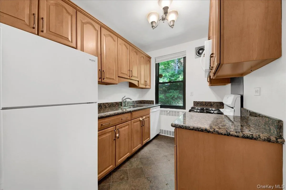 40 Rockledge, Greenburgh, NY, 1 Bedroom Bedrooms, 5 Rooms Rooms,1 BathroomBathrooms,Residential,For Rent,Rockledge,0,1025958 40 Rockledge, Greenburgh, NY, 1 Bedroom Bedrooms, 5 Rooms Rooms,1 BathroomBathrooms,Residential,For Rent,Rockledge,0,1025958