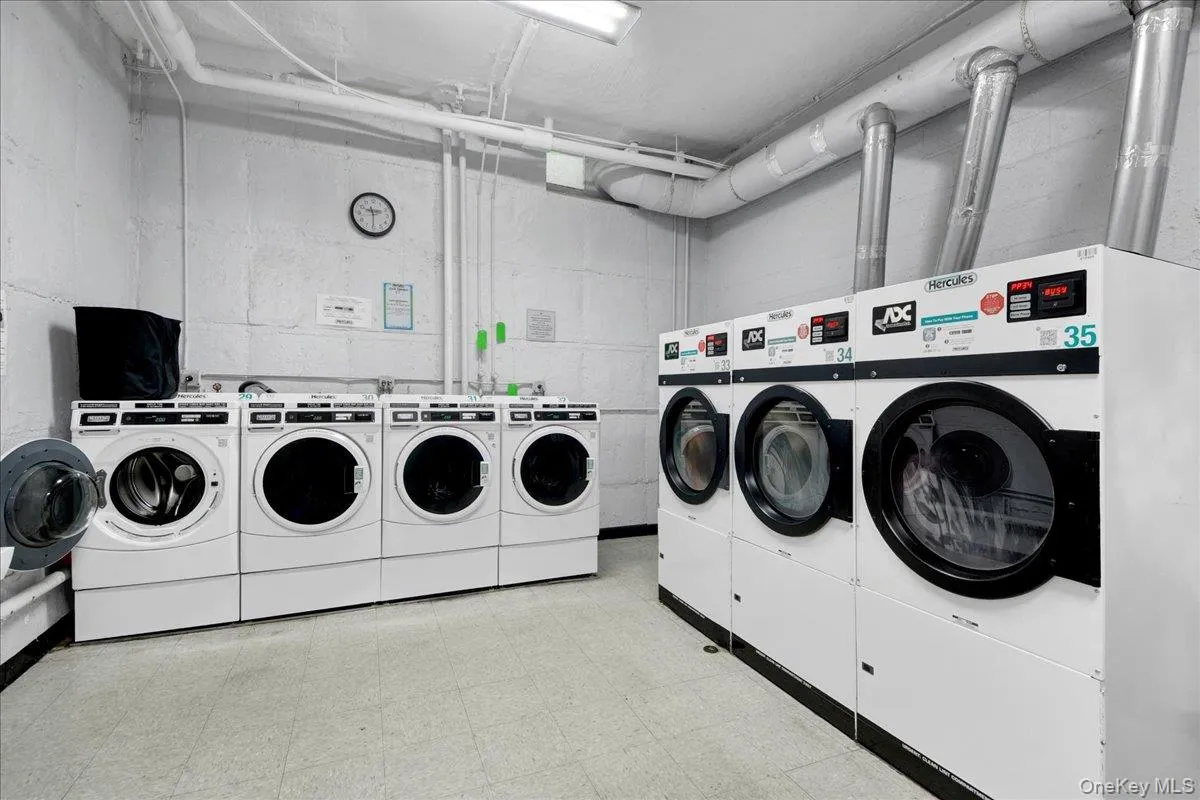 40 Rockledge, Greenburgh, NY, 1 Bedroom Bedrooms, 5 Rooms Rooms,1 BathroomBathrooms,Residential,For Rent,Rockledge,0,1025958 40 Rockledge, Greenburgh, NY, 1 Bedroom Bedrooms, 5 Rooms Rooms,1 BathroomBathrooms,Residential,For Rent,Rockledge,0,1025958