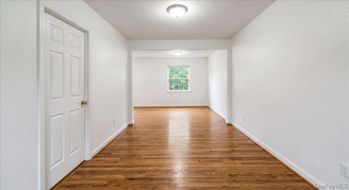 40 Rockledge, Greenburgh, NY, 1 Bedroom Bedrooms, 5 Rooms Rooms,1 BathroomBathrooms,Residential,For Rent,Rockledge,0,1025958 40 Rockledge, Greenburgh, NY, 1 Bedroom Bedrooms, 5 Rooms Rooms,1 BathroomBathrooms,Residential,For Rent,Rockledge,0,1025958
