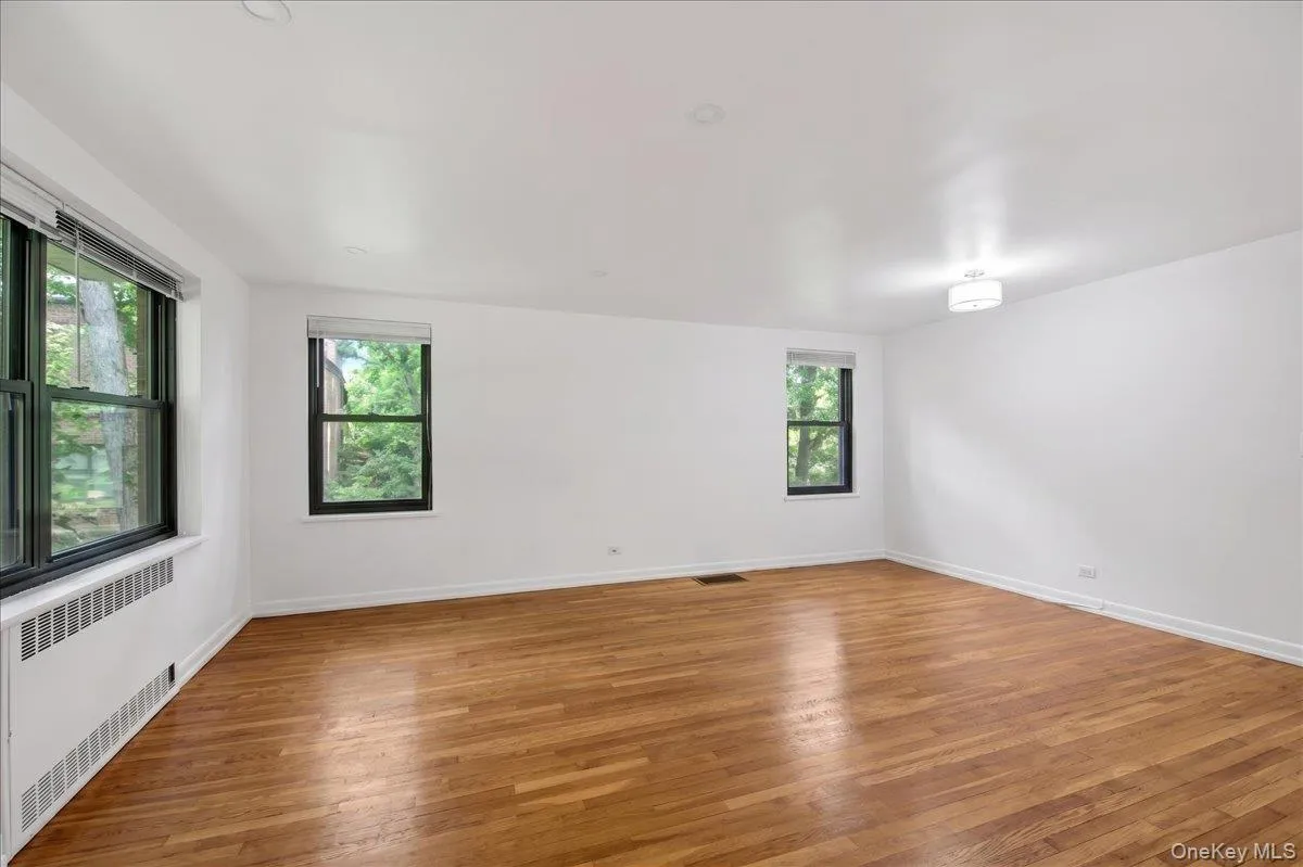 40 Rockledge, Greenburgh, NY, 1 Bedroom Bedrooms, 5 Rooms Rooms,1 BathroomBathrooms,Residential,For Rent,Rockledge,0,1025958 40 Rockledge, Greenburgh, NY, 1 Bedroom Bedrooms, 5 Rooms Rooms,1 BathroomBathrooms,Residential,For Rent,Rockledge,0,1025958