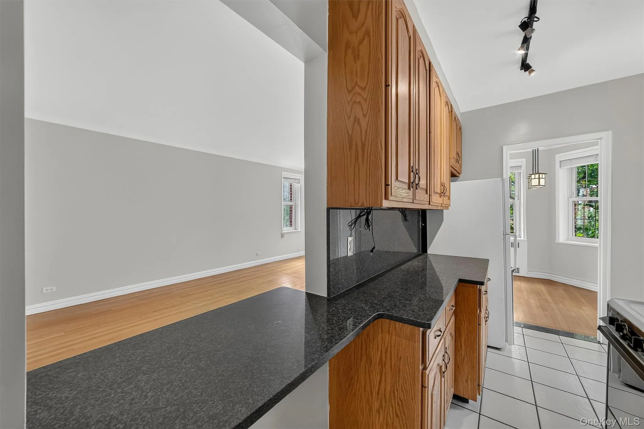 949 Palmer Road, Yonkers, NY, 1 Bedroom Bedrooms, 4 Rooms Rooms,1 BathroomBathrooms,Residential,For Rent,Palmer,0,1025960 949 Palmer Road, Yonkers, NY, 1 Bedroom Bedrooms, 4 Rooms Rooms,1 BathroomBathrooms,Residential,For Rent,Palmer,0,1025960