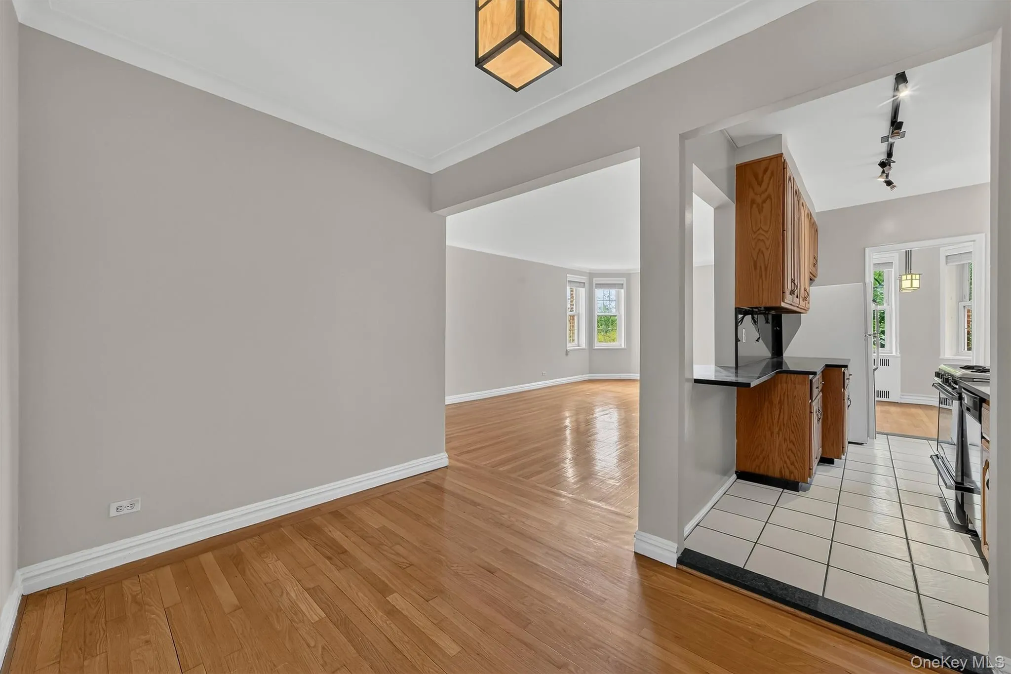 949 Palmer Road, Yonkers, NY, 1 Bedroom Bedrooms, 4 Rooms Rooms,1 BathroomBathrooms,Residential,For Rent,Palmer,0,1025960 949 Palmer Road, Yonkers, NY, 1 Bedroom Bedrooms, 4 Rooms Rooms,1 BathroomBathrooms,Residential,For Rent,Palmer,0,1025960