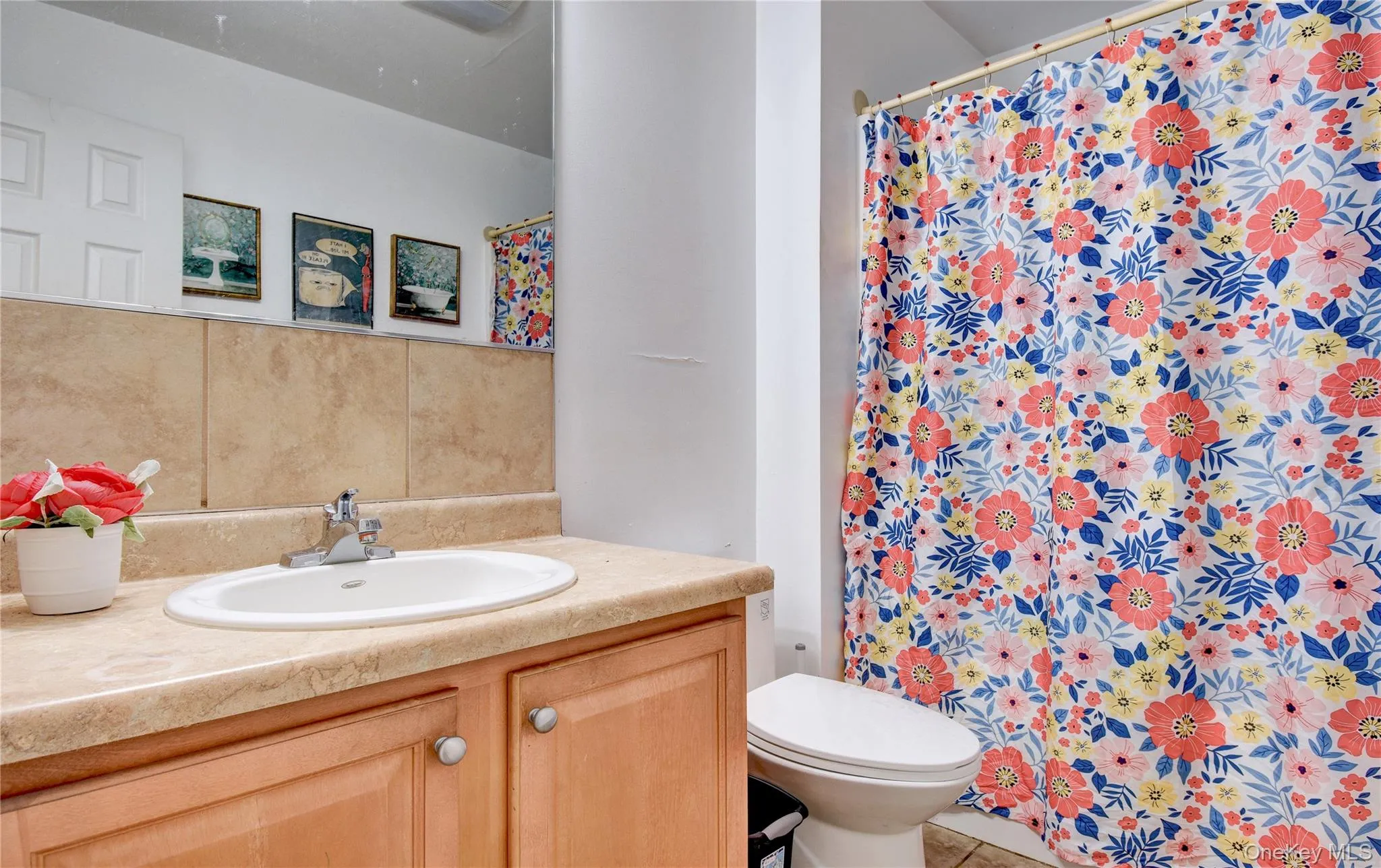 Main bathroom Main bathroom