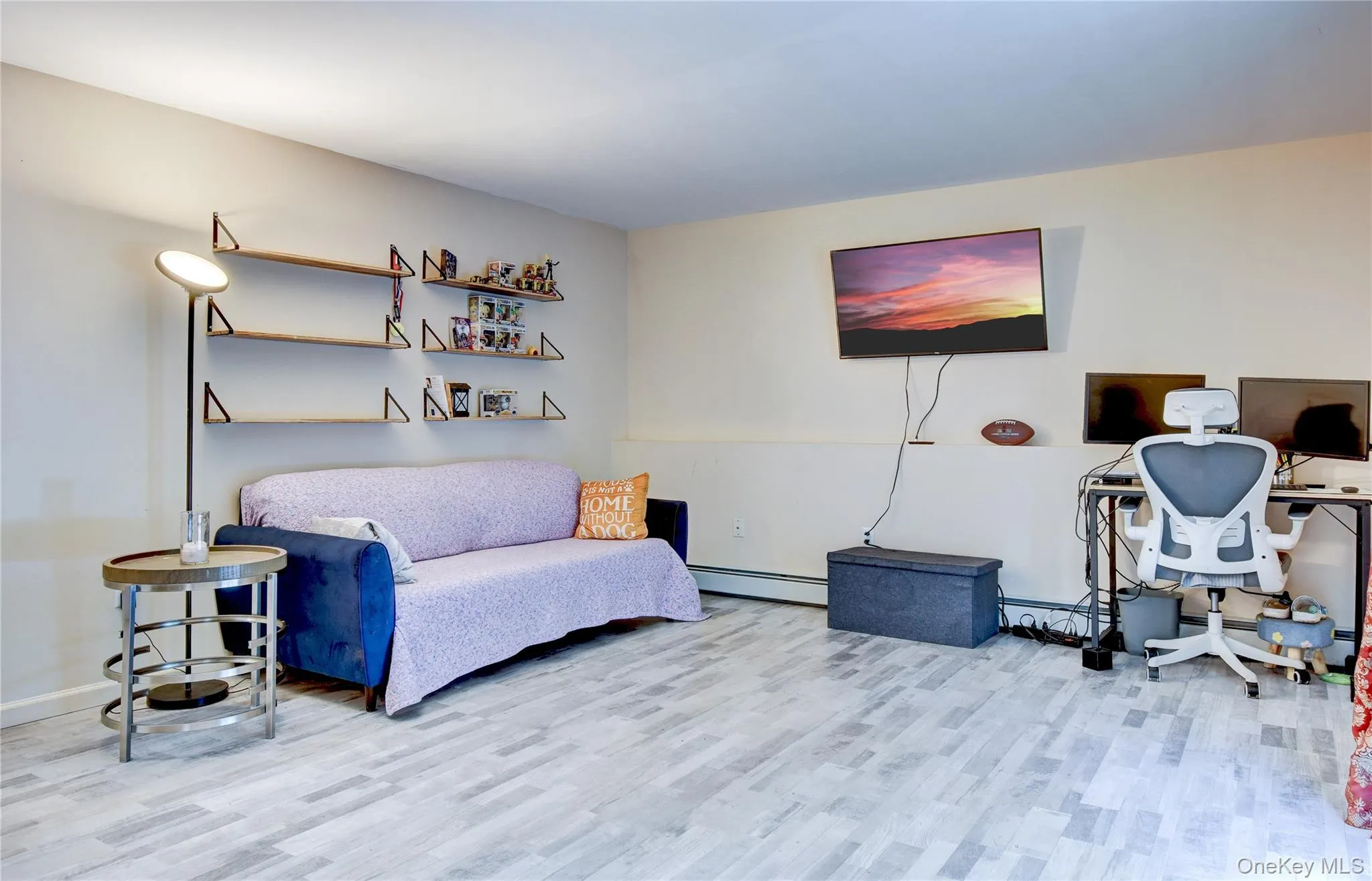 Possibilities are endless with this space Possibilities are endless with this space
