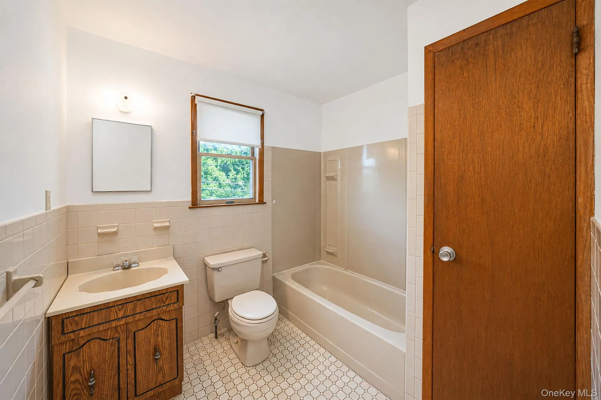 120 Ranch Lane, Hempstead, NY, 4 Bedrooms Bedrooms, 11 Rooms Rooms,2 BathroomsBathrooms,Residential,For Rent,Ranch,0,1025970 120 Ranch Lane, Hempstead, NY, 4 Bedrooms Bedrooms, 11 Rooms Rooms,2 BathroomsBathrooms,Residential,For Rent,Ranch,0,1025970