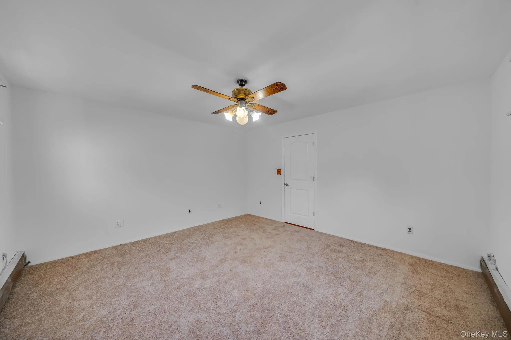 120 Ranch Lane, Hempstead, NY, 4 Bedrooms Bedrooms, 11 Rooms Rooms,2 BathroomsBathrooms,Residential,For Rent,Ranch,0,1025970 120 Ranch Lane, Hempstead, NY, 4 Bedrooms Bedrooms, 11 Rooms Rooms,2 BathroomsBathrooms,Residential,For Rent,Ranch,0,1025970