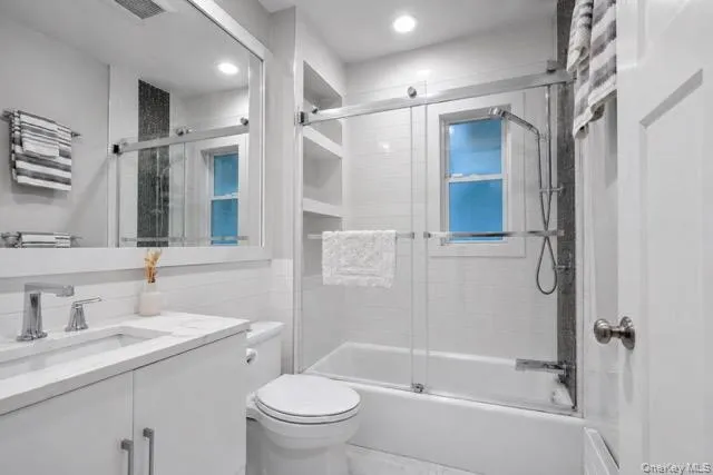 510 Decatur Avenue, Peekskill, NY, 3 Bedrooms Bedrooms, 8 Rooms Rooms,1 BathroomBathrooms,Residential,For Rent,Decatur,0,1025972 510 Decatur Avenue, Peekskill, NY, 3 Bedrooms Bedrooms, 8 Rooms Rooms,1 BathroomBathrooms,Residential,For Rent,Decatur,0,1025972