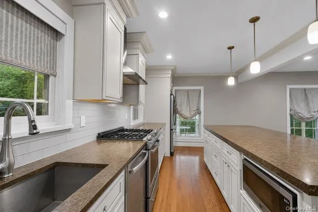 510 Decatur Avenue, Peekskill, NY, 3 Bedrooms Bedrooms, 8 Rooms Rooms,1 BathroomBathrooms,Residential,For Rent,Decatur,0,1025972 510 Decatur Avenue, Peekskill, NY, 3 Bedrooms Bedrooms, 8 Rooms Rooms,1 BathroomBathrooms,Residential,For Rent,Decatur,0,1025972