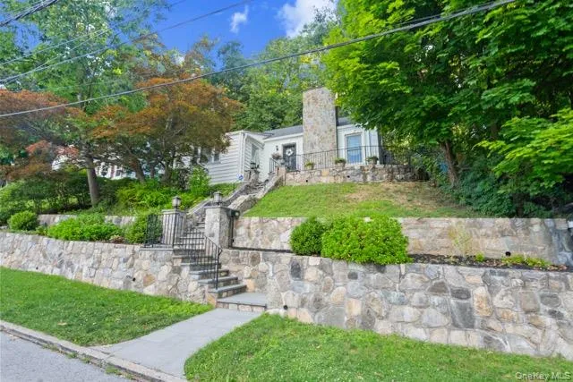 510 Decatur Avenue, Peekskill, NY, 3 Bedrooms Bedrooms, 8 Rooms Rooms,1 BathroomBathrooms,Residential,For Rent,Decatur,0,1025972 510 Decatur Avenue, Peekskill, NY, 3 Bedrooms Bedrooms, 8 Rooms Rooms,1 BathroomBathrooms,Residential,For Rent,Decatur,0,1025972
