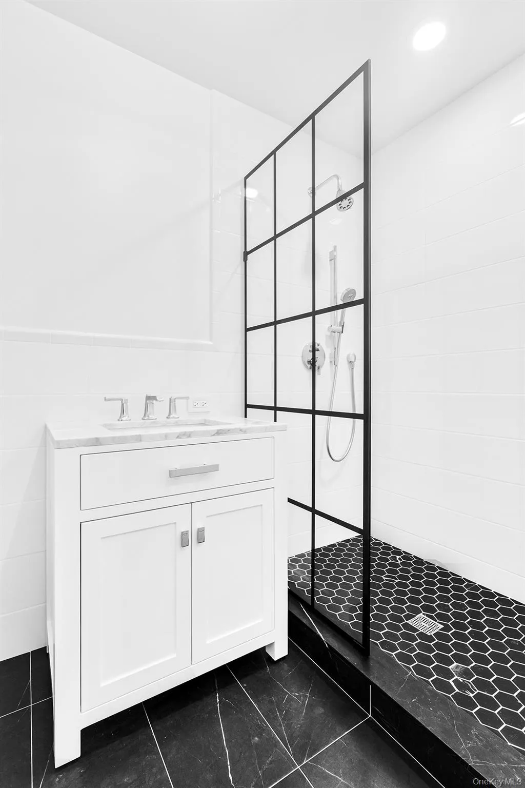 206-208 Main Street, Beacon, NY, 1 Bedroom Bedrooms, 4 Rooms Rooms,1 BathroomBathrooms,Residential Lease,For Rent,Main,0,1025977 206-208 Main Street, Beacon, NY, 1 Bedroom Bedrooms, 4 Rooms Rooms,1 BathroomBathrooms,Residential Lease,For Rent,Main,0,1025977