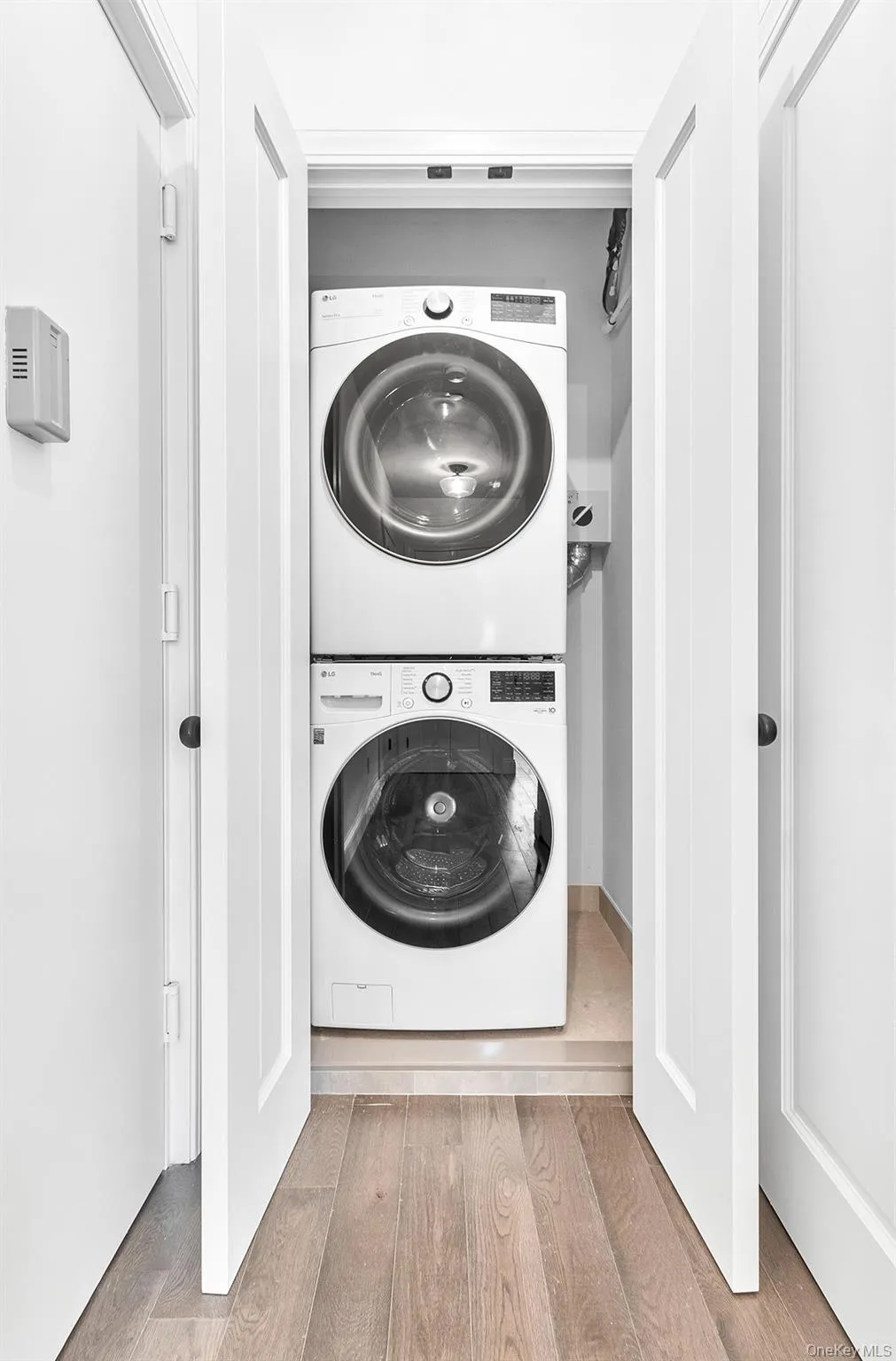 Inside unit Inside unit