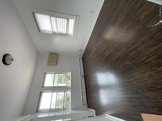 1865 Mulford Avenue, New York, NY, 2 Bedrooms Bedrooms, 4 Rooms Rooms,1 BathroomBathrooms,Residential Lease,For Rent,Mulford,0,1025978 1865 Mulford Avenue, New York, NY, 2 Bedrooms Bedrooms, 4 Rooms Rooms,1 BathroomBathrooms,Residential Lease,For Rent,Mulford,0,1025978