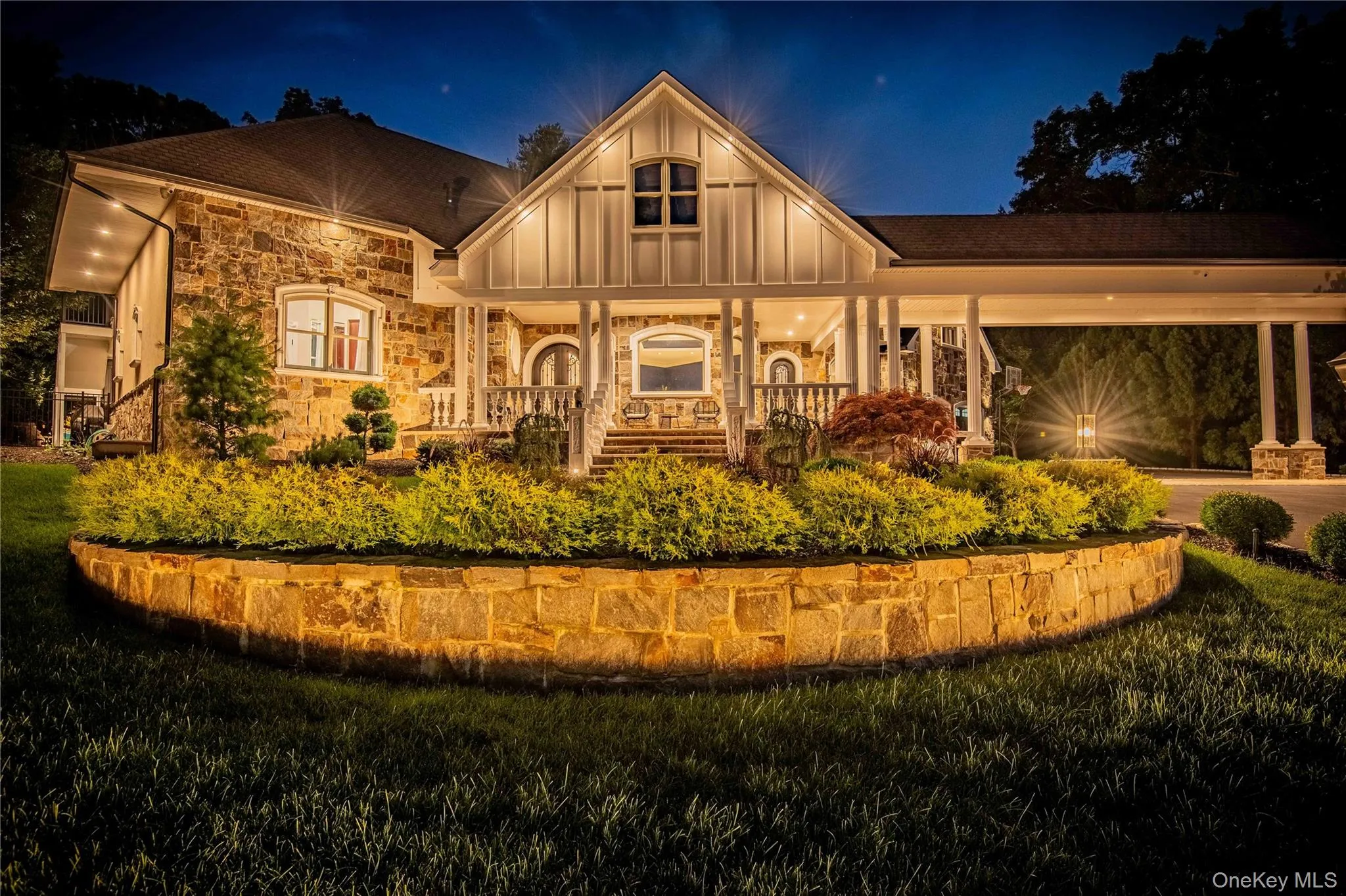 25 Marions Lane, Huntington, NY, 4 Bedrooms Bedrooms, 16 Rooms Rooms,3 BathroomsBathrooms,Residential,For Rent,Marions,0,1025980 25 Marions Lane, Huntington, NY, 4 Bedrooms Bedrooms, 16 Rooms Rooms,3 BathroomsBathrooms,Residential,For Rent,Marions,0,1025980