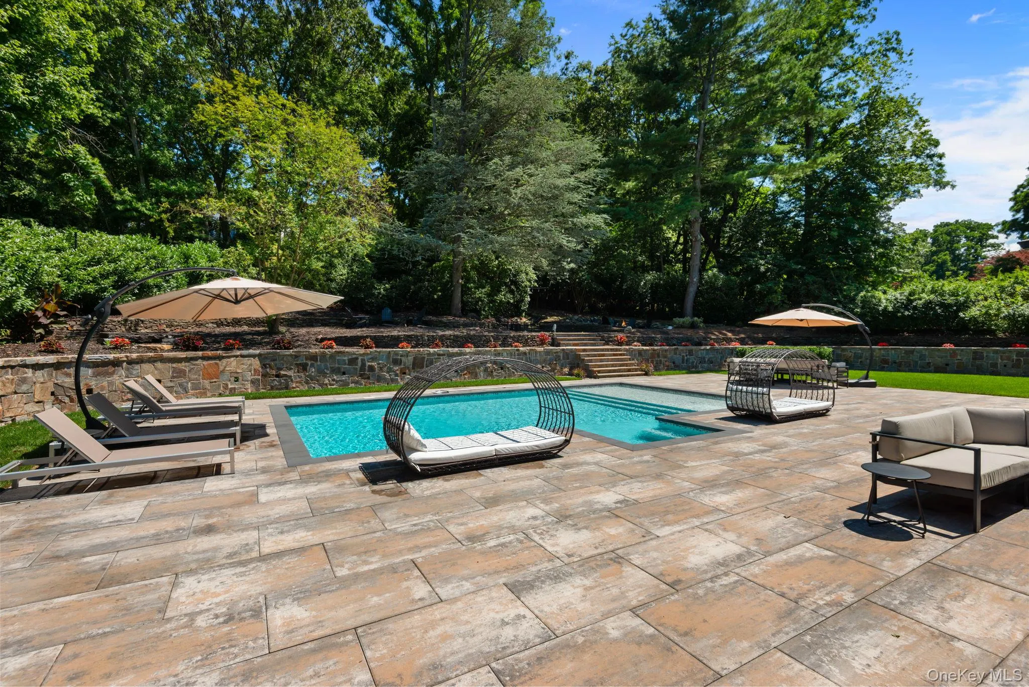 25 Marions Lane, Huntington, NY, 4 Bedrooms Bedrooms, 16 Rooms Rooms,3 BathroomsBathrooms,Residential,For Rent,Marions,0,1025980 25 Marions Lane, Huntington, NY, 4 Bedrooms Bedrooms, 16 Rooms Rooms,3 BathroomsBathrooms,Residential,For Rent,Marions,0,1025980
