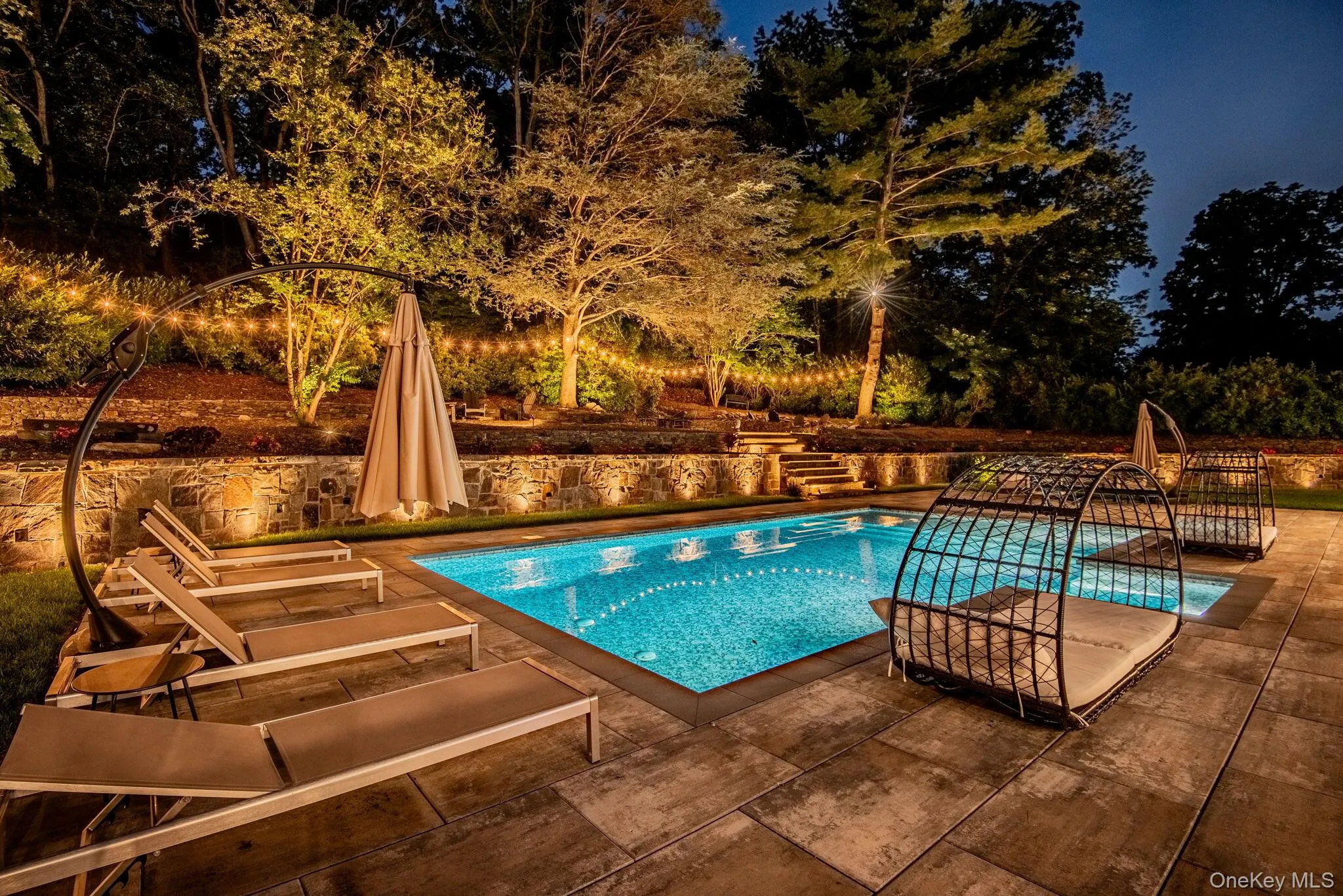 25 Marions Lane, Huntington, NY, 4 Bedrooms Bedrooms, 16 Rooms Rooms,3 BathroomsBathrooms,Residential,For Rent,Marions,0,1025980 25 Marions Lane, Huntington, NY, 4 Bedrooms Bedrooms, 16 Rooms Rooms,3 BathroomsBathrooms,Residential,For Rent,Marions,0,1025980