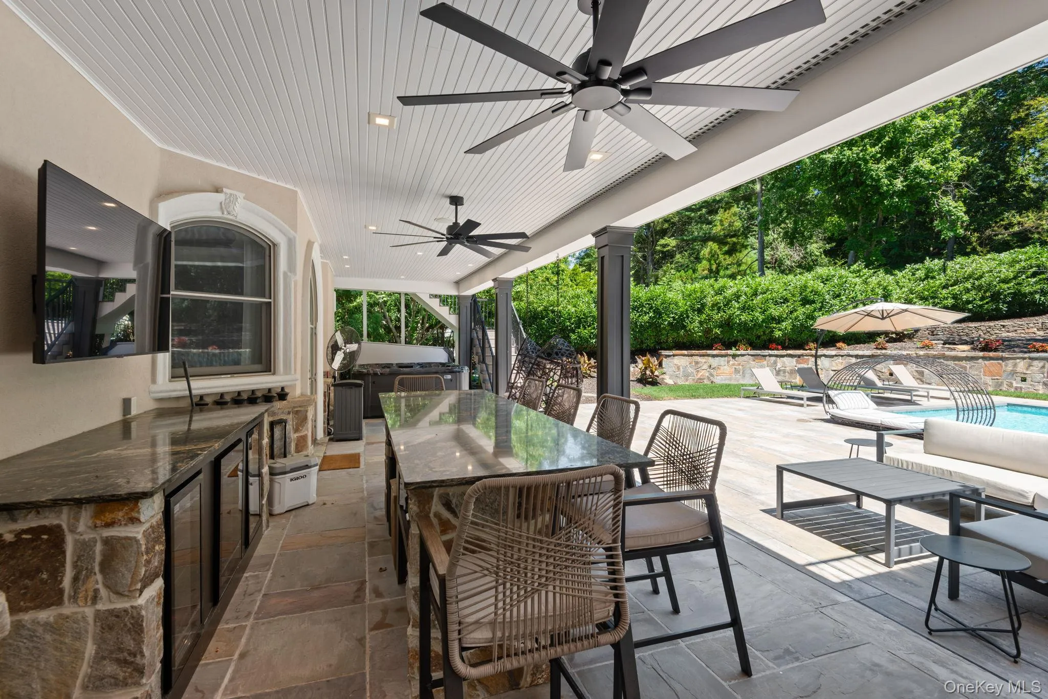 25 Marions Lane, Huntington, NY, 4 Bedrooms Bedrooms, 16 Rooms Rooms,3 BathroomsBathrooms,Residential,For Rent,Marions,0,1025980 25 Marions Lane, Huntington, NY, 4 Bedrooms Bedrooms, 16 Rooms Rooms,3 BathroomsBathrooms,Residential,For Rent,Marions,0,1025980