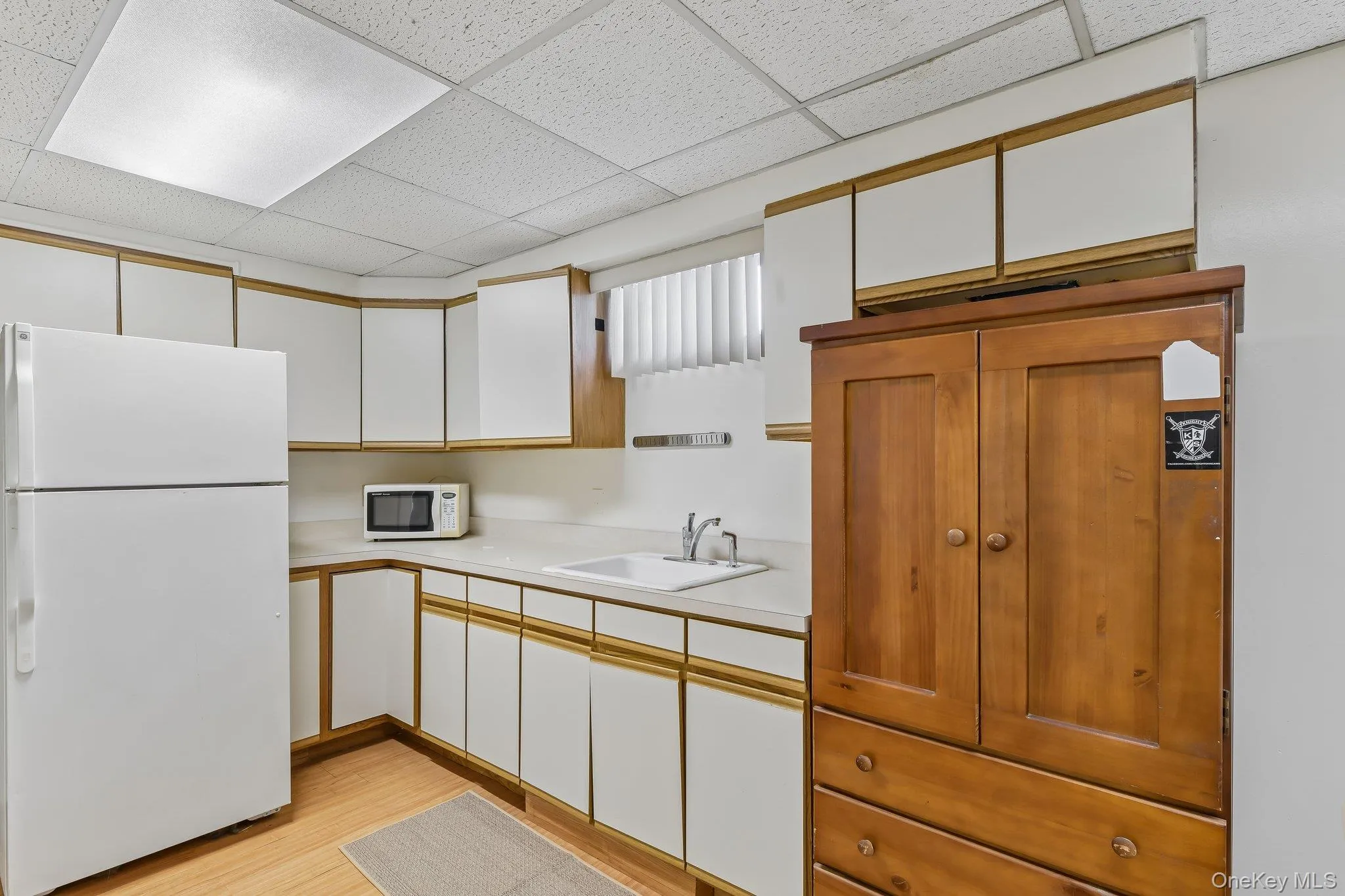 7814 Langdale Street, New York, NY, 3 Bedrooms Bedrooms, 6 Rooms Rooms,1 BathroomBathrooms,Residential,For Rent,Langdale,0,1025984 7814 Langdale Street, New York, NY, 3 Bedrooms Bedrooms, 6 Rooms Rooms,1 BathroomBathrooms,Residential,For Rent,Langdale,0,1025984