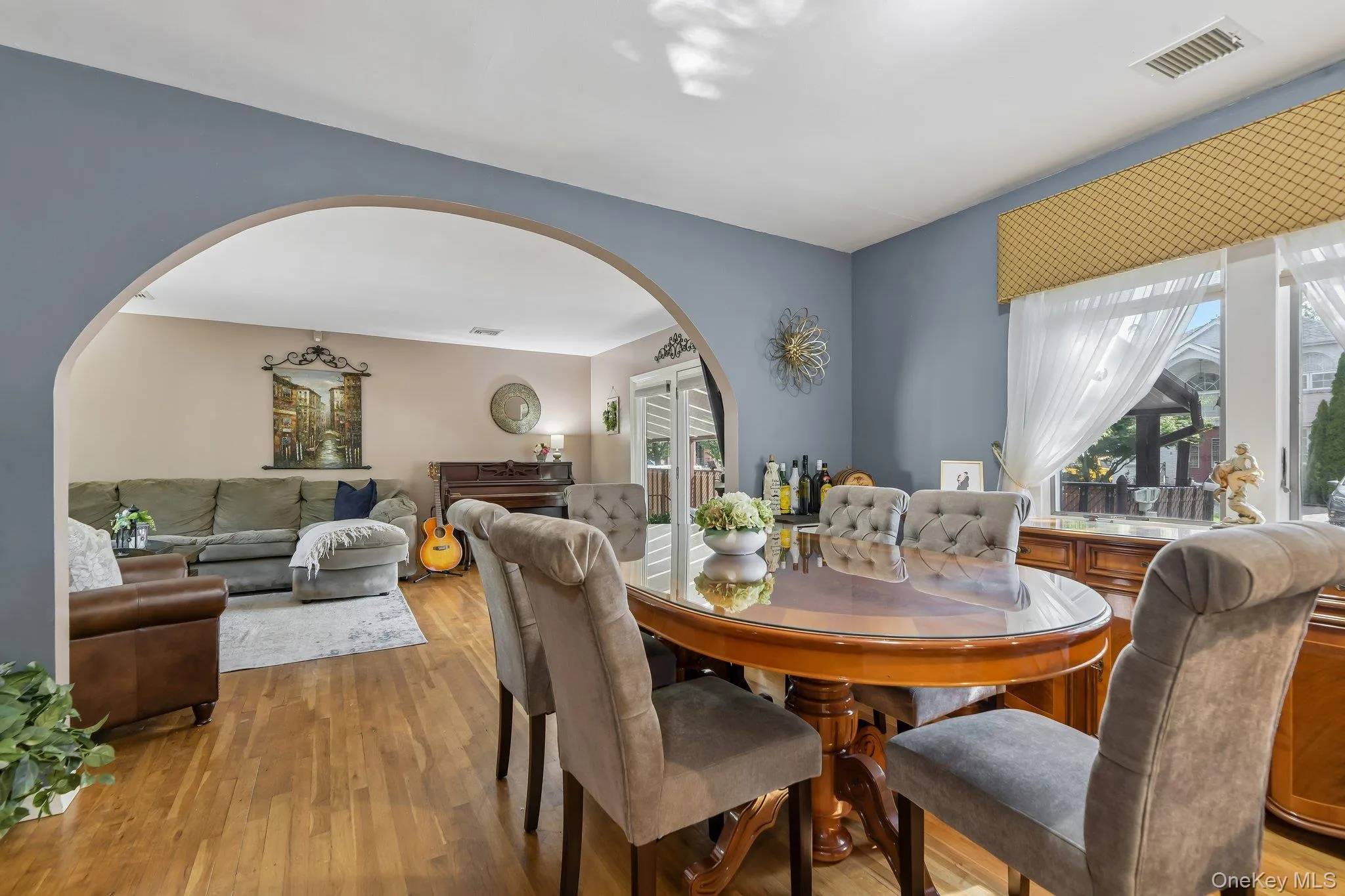 7814 Langdale Street, New York, NY, 3 Bedrooms Bedrooms, 6 Rooms Rooms,1 BathroomBathrooms,Residential,For Rent,Langdale,0,1025984 7814 Langdale Street, New York, NY, 3 Bedrooms Bedrooms, 6 Rooms Rooms,1 BathroomBathrooms,Residential,For Rent,Langdale,0,1025984