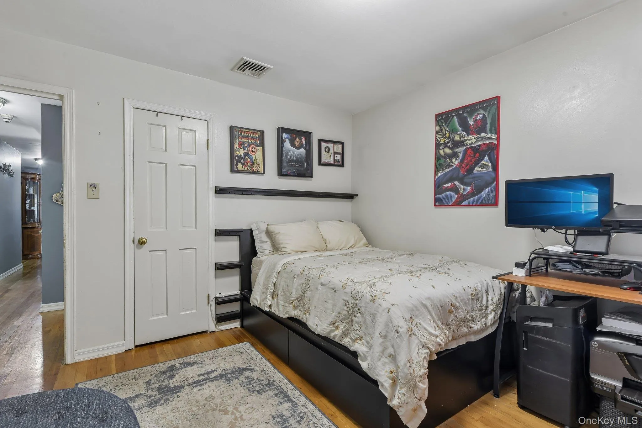 7814 Langdale Street, New York, NY, 3 Bedrooms Bedrooms, 6 Rooms Rooms,1 BathroomBathrooms,Residential,For Rent,Langdale,0,1025984 7814 Langdale Street, New York, NY, 3 Bedrooms Bedrooms, 6 Rooms Rooms,1 BathroomBathrooms,Residential,For Rent,Langdale,0,1025984
