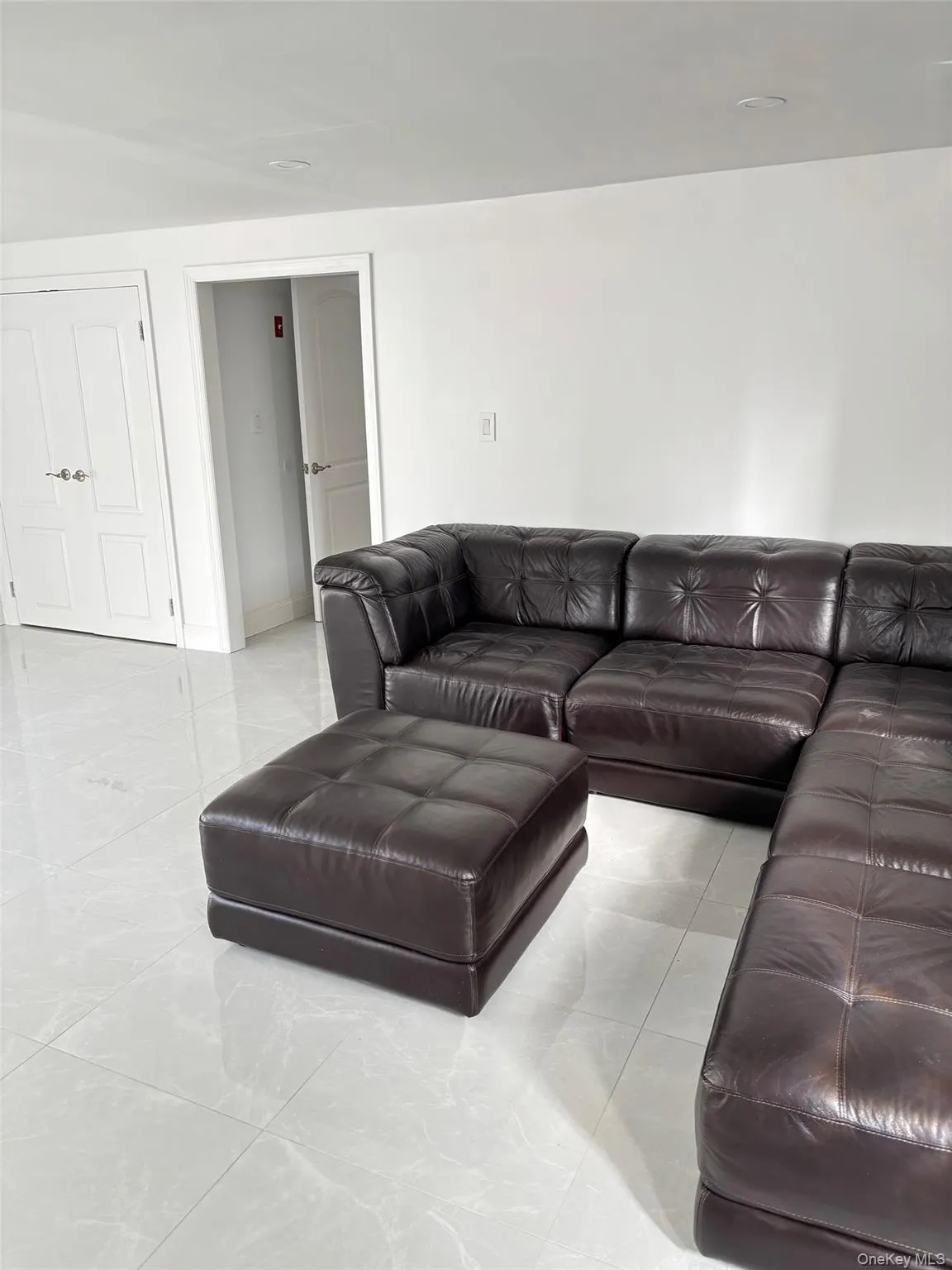 238 Jerome Street, Oyster Bay, NY, 4 Bedrooms Bedrooms, 9 Rooms Rooms,3 BathroomsBathrooms,Residential,For Rent,Jerome,0,1025998 238 Jerome Street, Oyster Bay, NY, 4 Bedrooms Bedrooms, 9 Rooms Rooms,3 BathroomsBathrooms,Residential,For Rent,Jerome,0,1025998