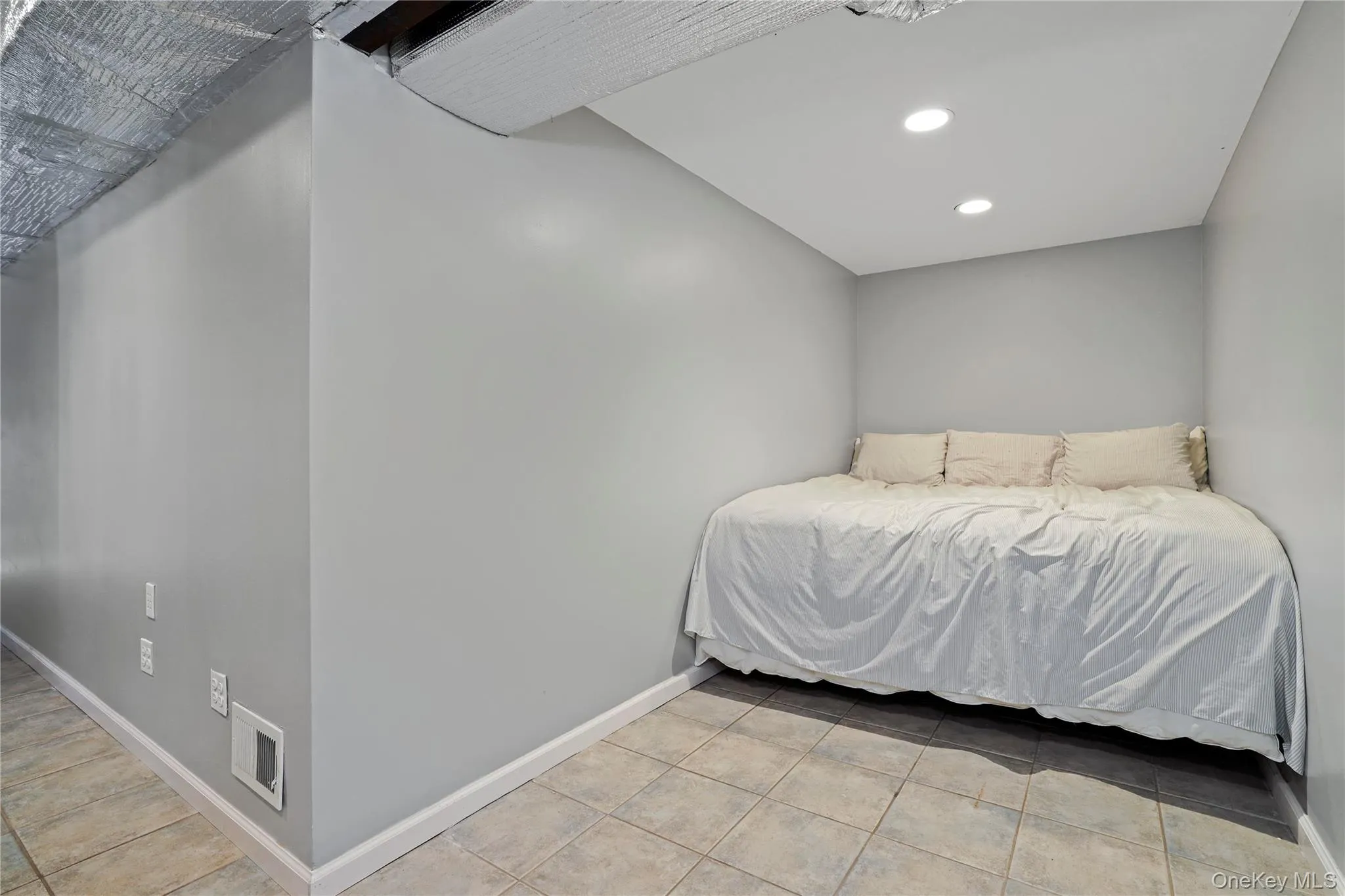 268 Ardsley Street, New York, NY, 4 Bedrooms Bedrooms, 9 Rooms Rooms,3 BathroomsBathrooms,Residential,For Rent,Ardsley,0,1026004 268 Ardsley Street, New York, NY, 4 Bedrooms Bedrooms, 9 Rooms Rooms,3 BathroomsBathrooms,Residential,For Rent,Ardsley,0,1026004