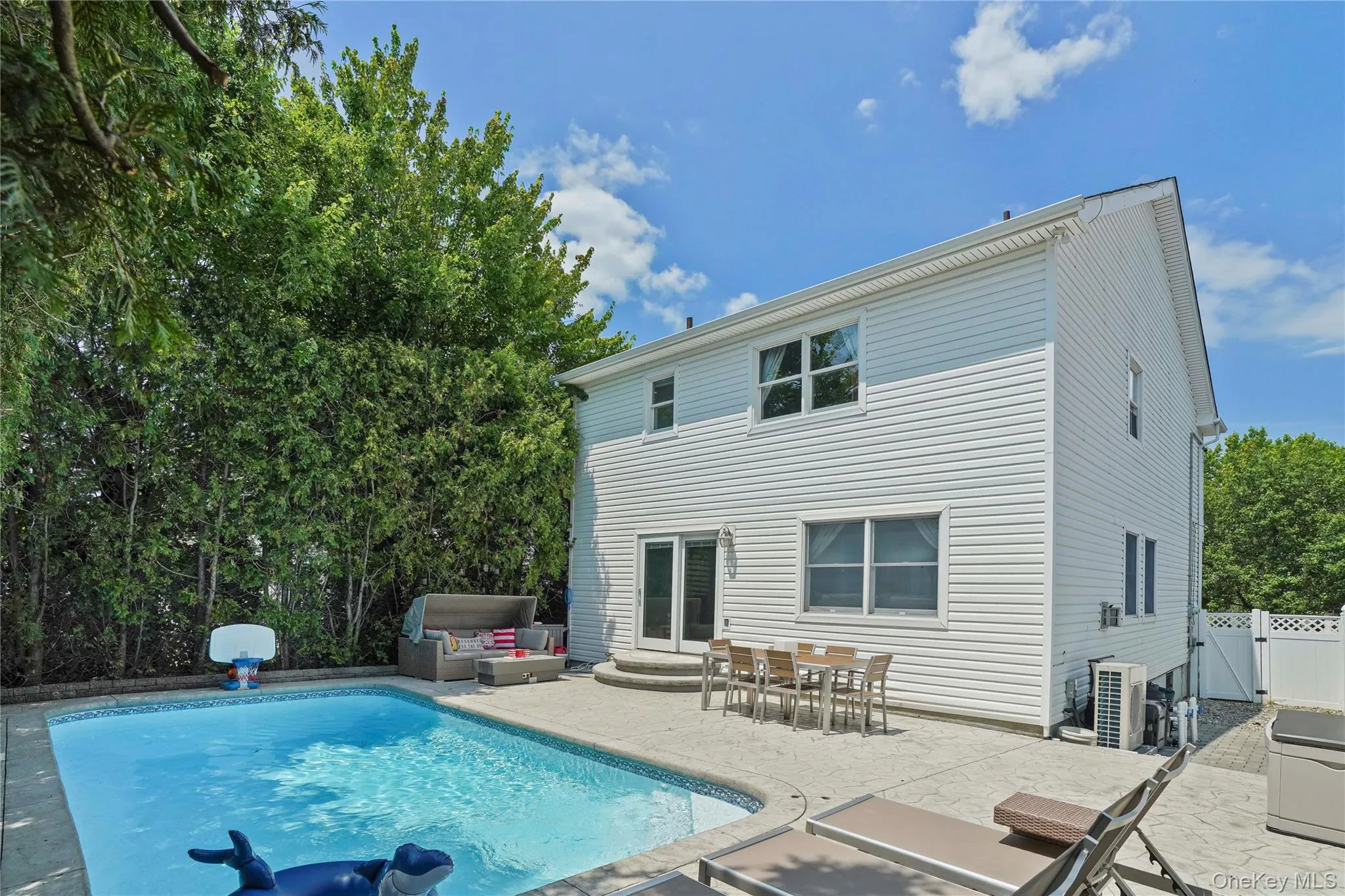 268 Ardsley Street, New York, NY, 4 Bedrooms Bedrooms, 9 Rooms Rooms,3 BathroomsBathrooms,Residential,For Rent,Ardsley,0,1026004 268 Ardsley Street, New York, NY, 4 Bedrooms Bedrooms, 9 Rooms Rooms,3 BathroomsBathrooms,Residential,For Rent,Ardsley,0,1026004