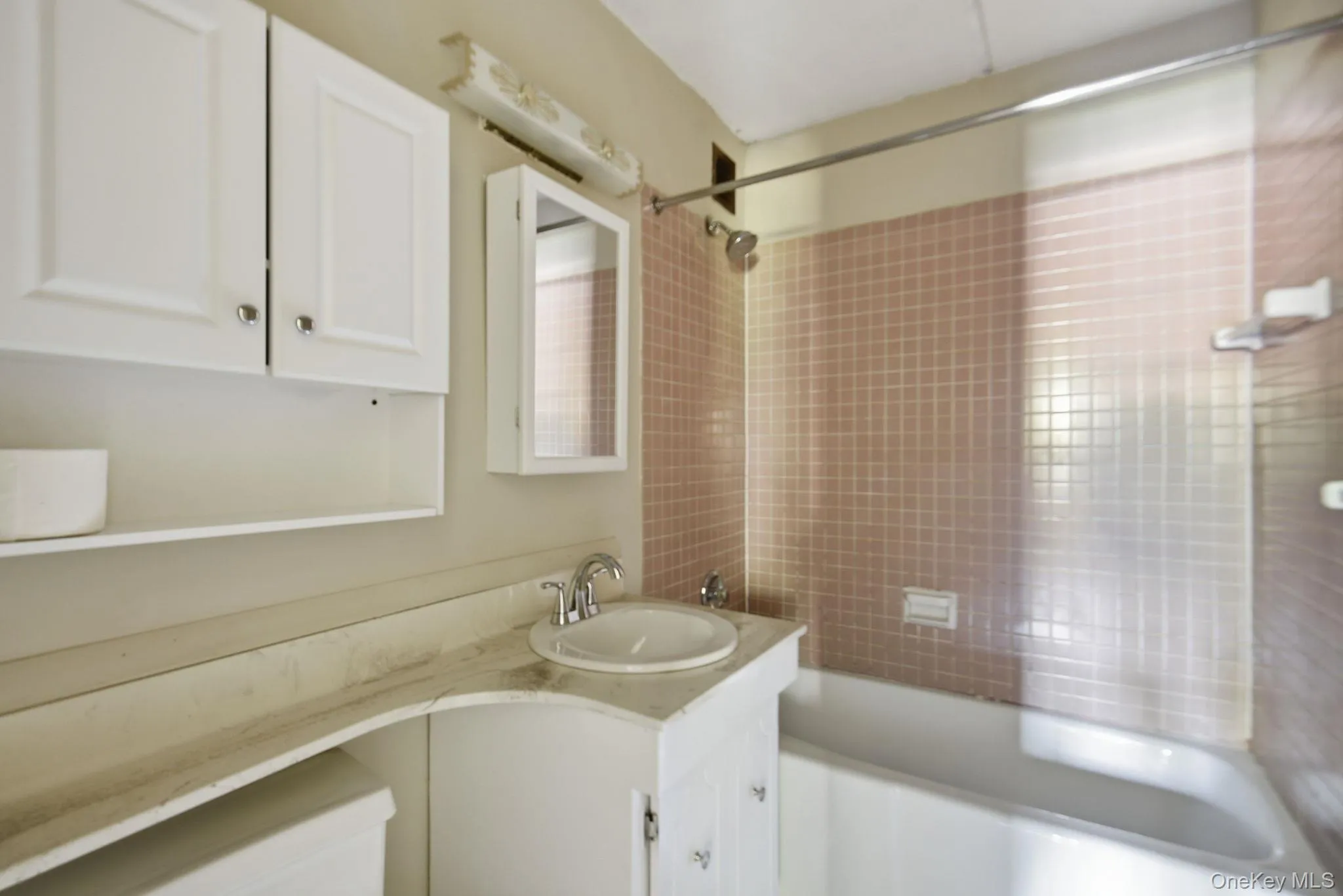 160 Academy Street, Poughkeepsie, NY, 1 Bedroom Bedrooms, 3 Rooms Rooms,1 BathroomBathrooms,Residential,For Rent,Academy,0,1026011 160 Academy Street, Poughkeepsie, NY, 1 Bedroom Bedrooms, 3 Rooms Rooms,1 BathroomBathrooms,Residential,For Rent,Academy,0,1026011