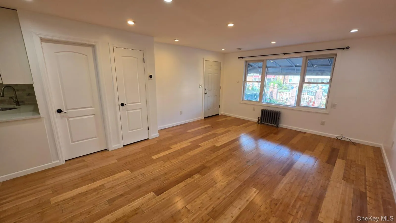 11443 199th Street, New York, NY, 2 Bedrooms Bedrooms, 4 Rooms Rooms,1 BathroomBathrooms,Residential Lease,For Rent,199th,0,1026012 11443 199th Street, New York, NY, 2 Bedrooms Bedrooms, 4 Rooms Rooms,1 BathroomBathrooms,Residential Lease,For Rent,199th,0,1026012