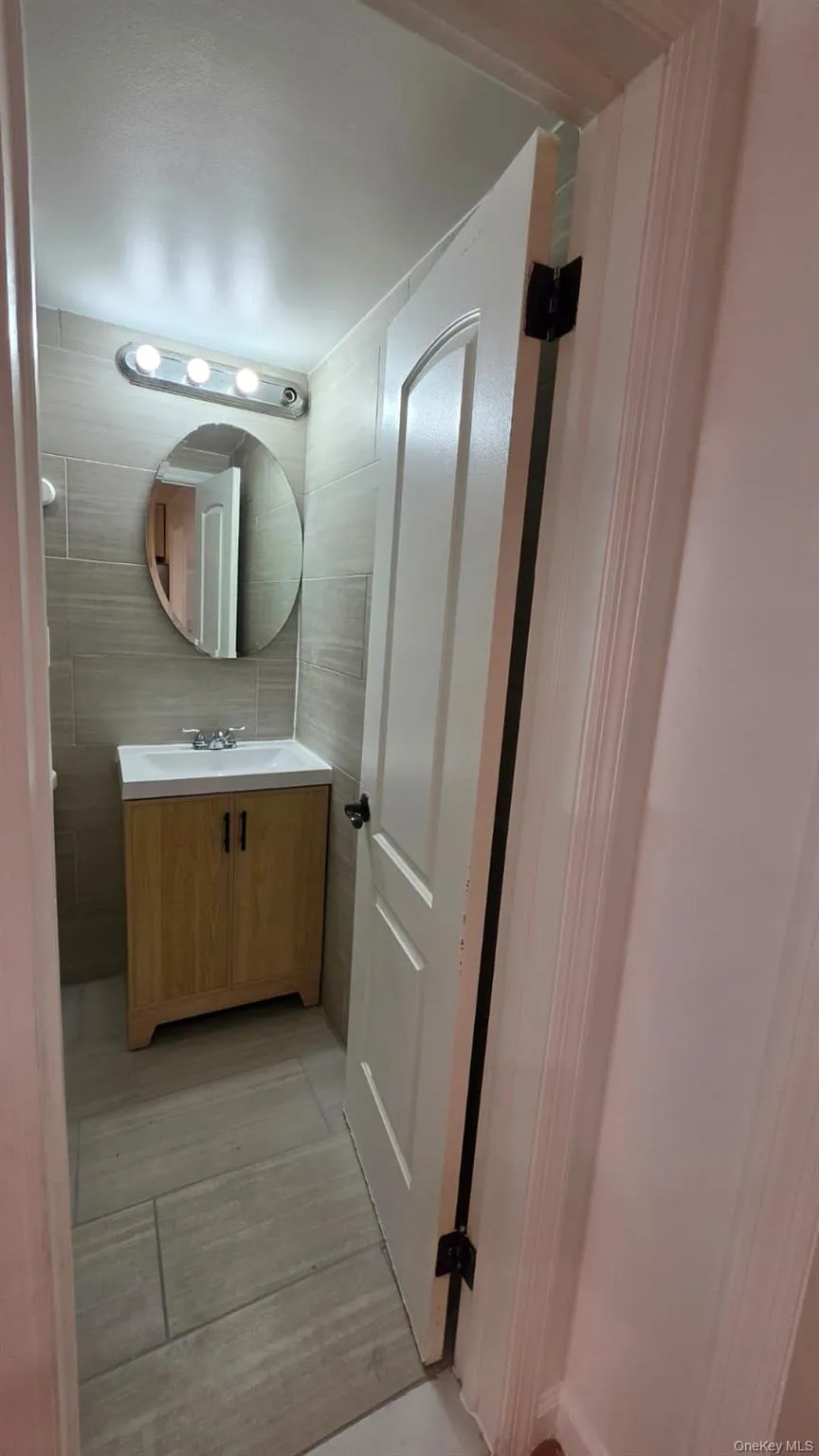 11443 199th Street, New York, NY, 2 Bedrooms Bedrooms, 4 Rooms Rooms,1 BathroomBathrooms,Residential Lease,For Rent,199th,0,1026012 11443 199th Street, New York, NY, 2 Bedrooms Bedrooms, 4 Rooms Rooms,1 BathroomBathrooms,Residential Lease,For Rent,199th,0,1026012
