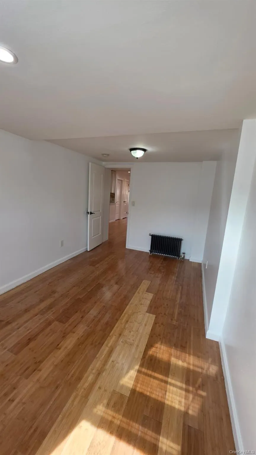 11443 199th Street, New York, NY, 2 Bedrooms Bedrooms, 4 Rooms Rooms,1 BathroomBathrooms,Residential Lease,For Rent,199th,0,1026012 11443 199th Street, New York, NY, 2 Bedrooms Bedrooms, 4 Rooms Rooms,1 BathroomBathrooms,Residential Lease,For Rent,199th,0,1026012