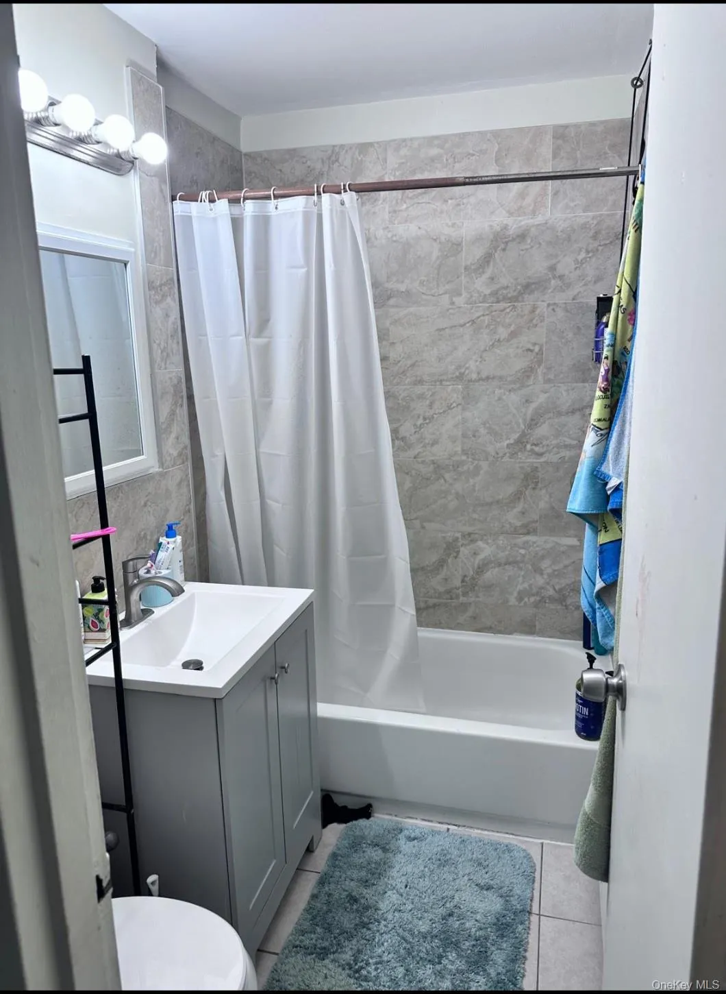 1 E Hemlock Drive, Islip, NY, 1 Bedroom Bedrooms, 4 Rooms Rooms,1 BathroomBathrooms,Residential,For Rent,Hemlock,0,1026014 1 E Hemlock Drive, Islip, NY, 1 Bedroom Bedrooms, 4 Rooms Rooms,1 BathroomBathrooms,Residential,For Rent,Hemlock,0,1026014