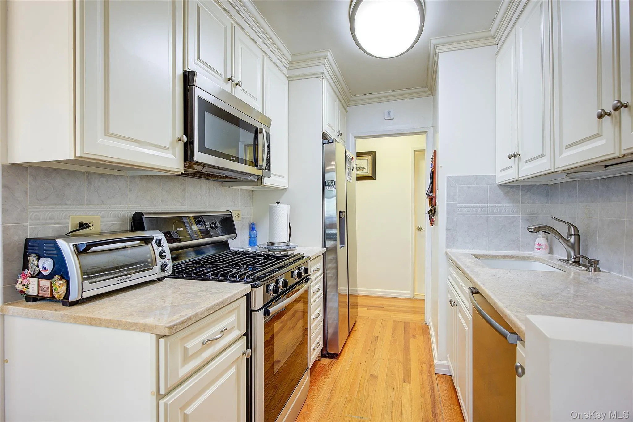 102-30 66th Road, New York, NY, 2 Bedrooms Bedrooms, 4 Rooms Rooms,2 BathroomsBathrooms,Residential,For Rent,66th,0,1026017 102-30 66th Road, New York, NY, 2 Bedrooms Bedrooms, 4 Rooms Rooms,2 BathroomsBathrooms,Residential,For Rent,66th,0,1026017