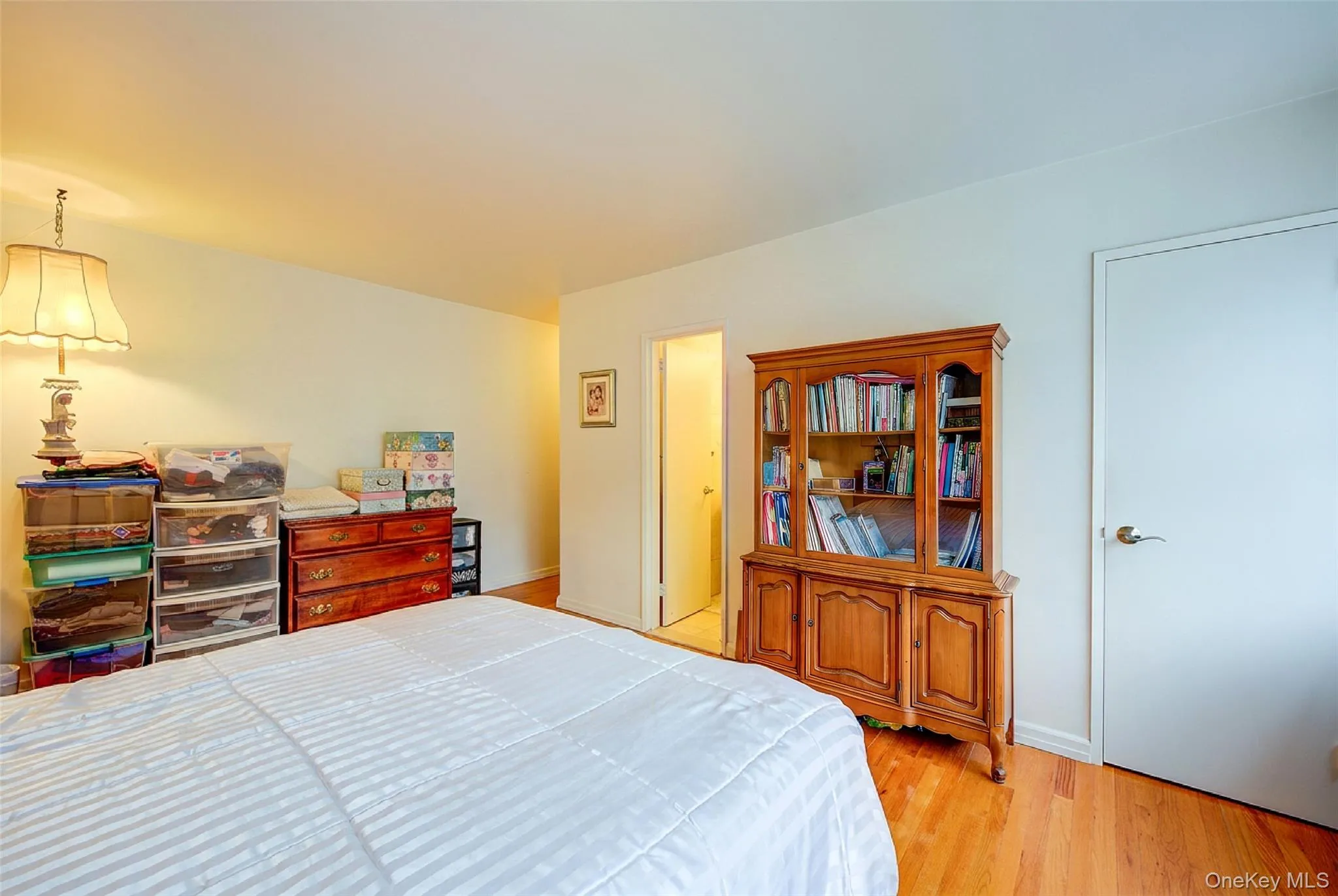 102-30 66th Road, New York, NY, 2 Bedrooms Bedrooms, 4 Rooms Rooms,2 BathroomsBathrooms,Residential,For Rent,66th,0,1026017 102-30 66th Road, New York, NY, 2 Bedrooms Bedrooms, 4 Rooms Rooms,2 BathroomsBathrooms,Residential,For Rent,66th,0,1026017