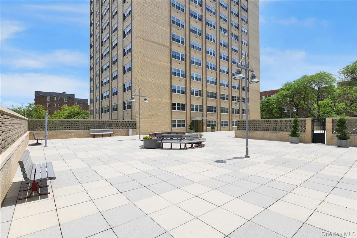 102-30 66th Road, New York, NY, 2 Bedrooms Bedrooms, 4 Rooms Rooms,2 BathroomsBathrooms,Residential,For Rent,66th,0,1026017 102-30 66th Road, New York, NY, 2 Bedrooms Bedrooms, 4 Rooms Rooms,2 BathroomsBathrooms,Residential,For Rent,66th,0,1026017