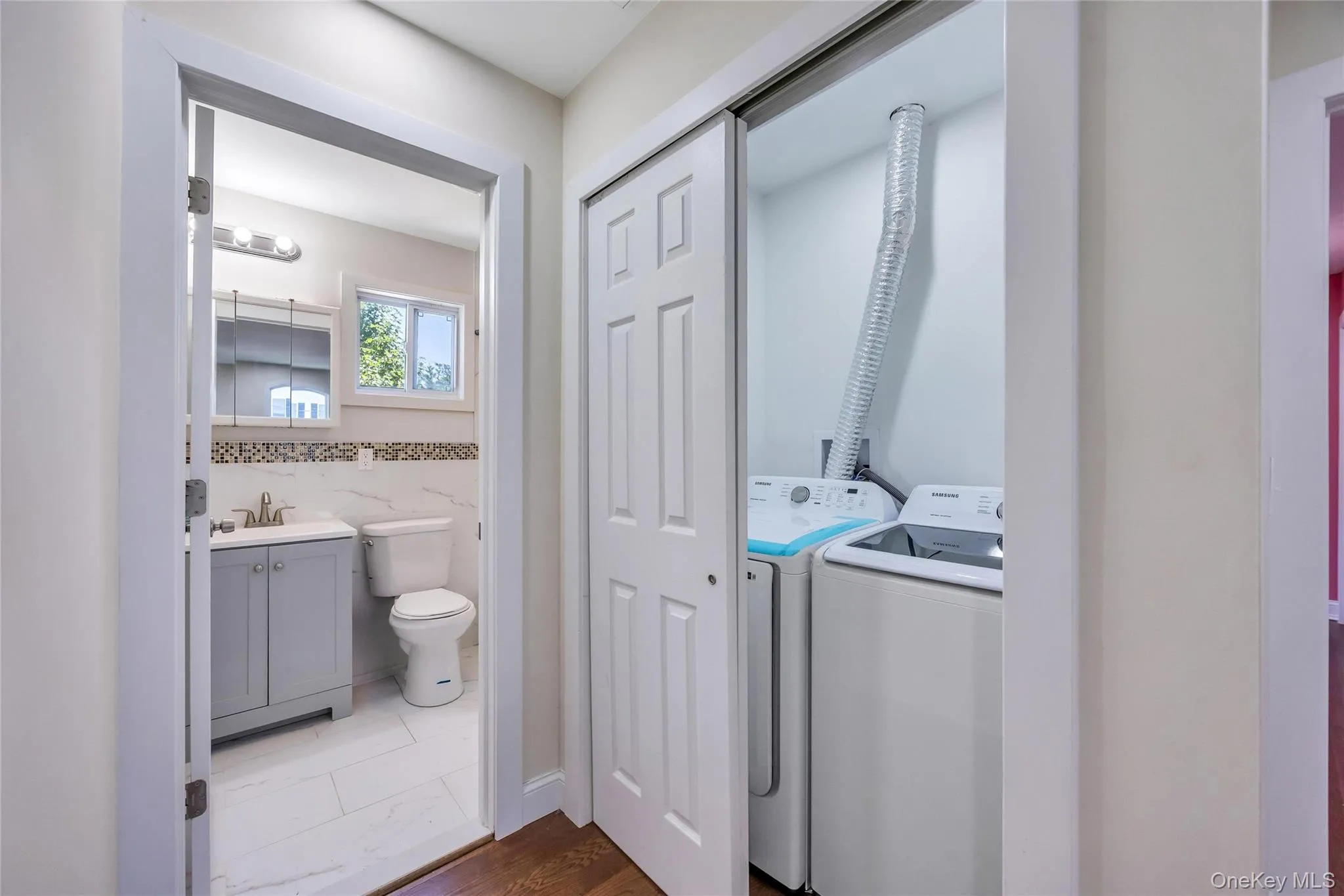 71 Penn Street, Brookhaven, NY, 6 Bedrooms Bedrooms, 9 Rooms Rooms,3 BathroomsBathrooms,Residential,For Rent,Penn,0,1026021 71 Penn Street, Brookhaven, NY, 6 Bedrooms Bedrooms, 9 Rooms Rooms,3 BathroomsBathrooms,Residential,For Rent,Penn,0,1026021