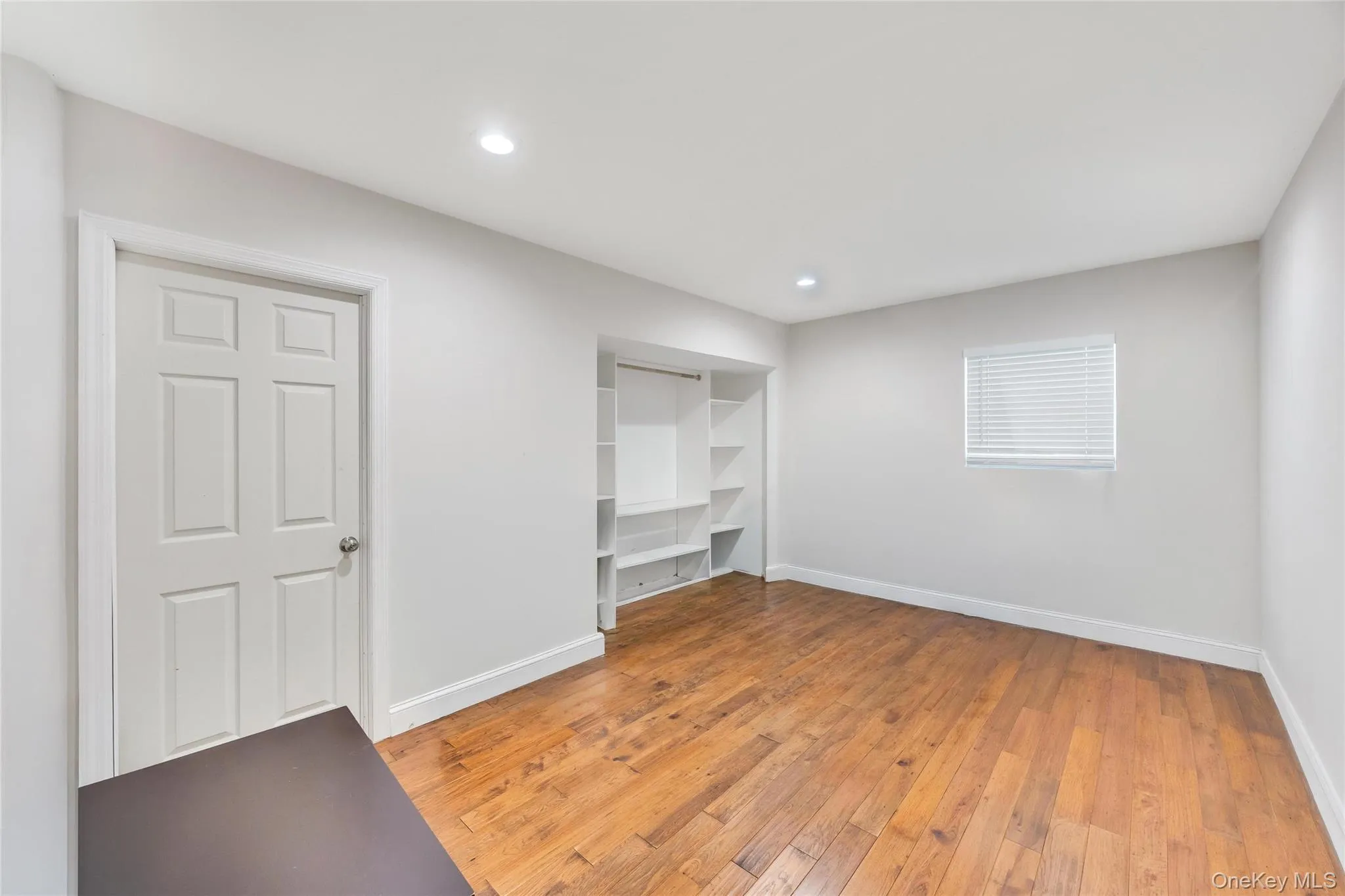 71 Penn Street, Brookhaven, NY, 6 Bedrooms Bedrooms, 9 Rooms Rooms,3 BathroomsBathrooms,Residential,For Rent,Penn,0,1026021 71 Penn Street, Brookhaven, NY, 6 Bedrooms Bedrooms, 9 Rooms Rooms,3 BathroomsBathrooms,Residential,For Rent,Penn,0,1026021