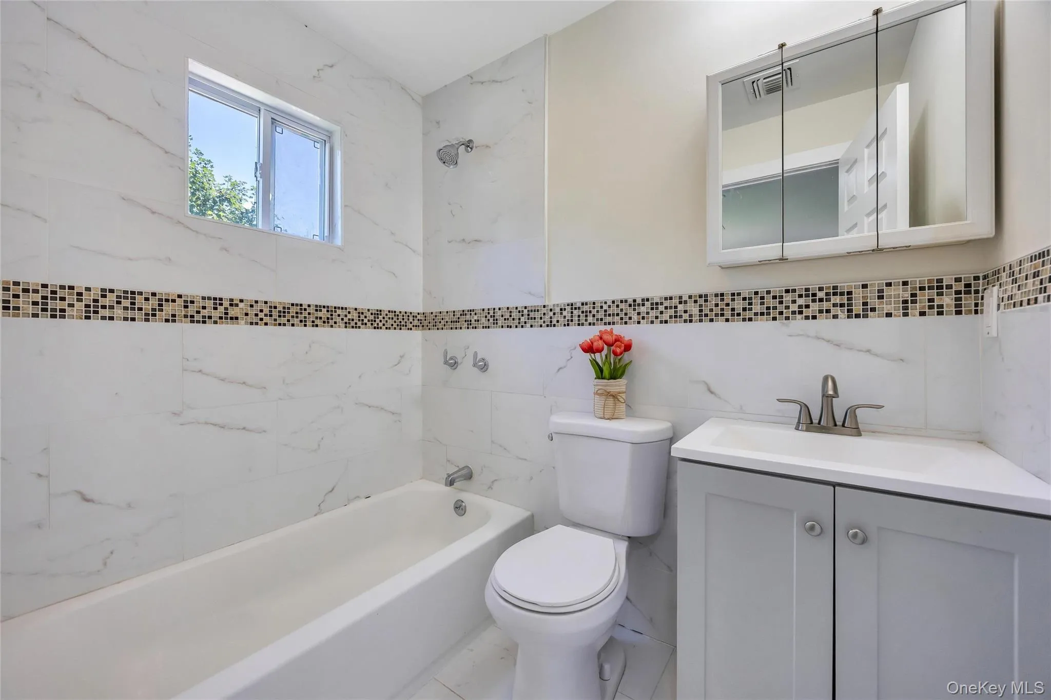 71 Penn Street, Brookhaven, NY, 6 Bedrooms Bedrooms, 9 Rooms Rooms,3 BathroomsBathrooms,Residential,For Rent,Penn,0,1026021 71 Penn Street, Brookhaven, NY, 6 Bedrooms Bedrooms, 9 Rooms Rooms,3 BathroomsBathrooms,Residential,For Rent,Penn,0,1026021