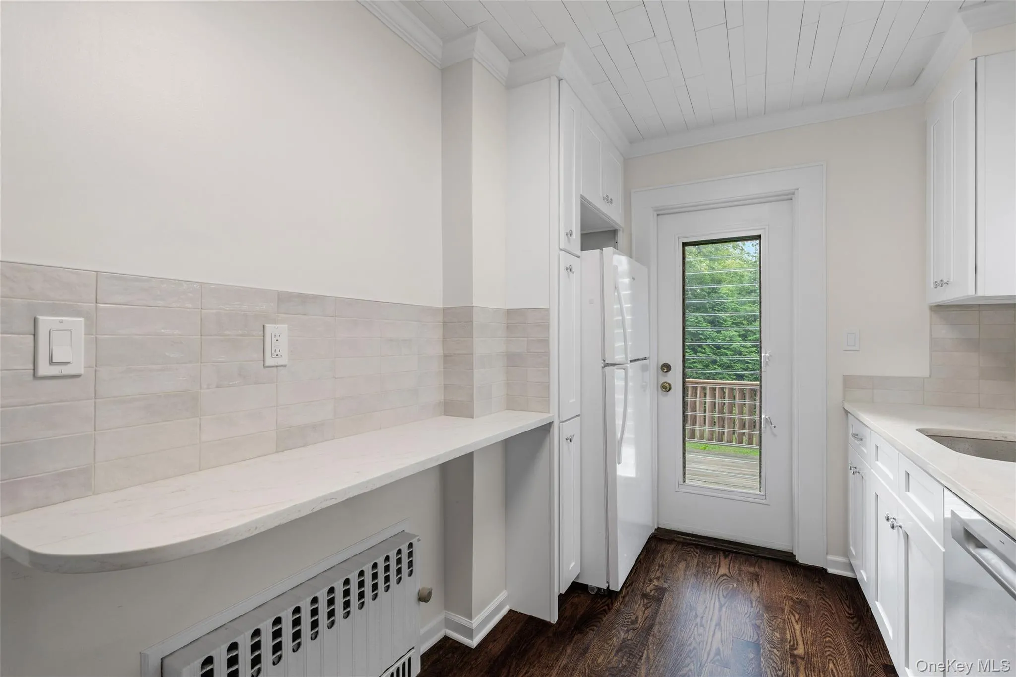 10 HENRY Street, Rye City, NY, 4 Bedrooms Bedrooms, 7 Rooms Rooms,1 BathroomBathrooms,Residential Lease,For Rent,HENRY,0,1026022 10 HENRY Street, Rye City, NY, 4 Bedrooms Bedrooms, 7 Rooms Rooms,1 BathroomBathrooms,Residential Lease,For Rent,HENRY,0,1026022